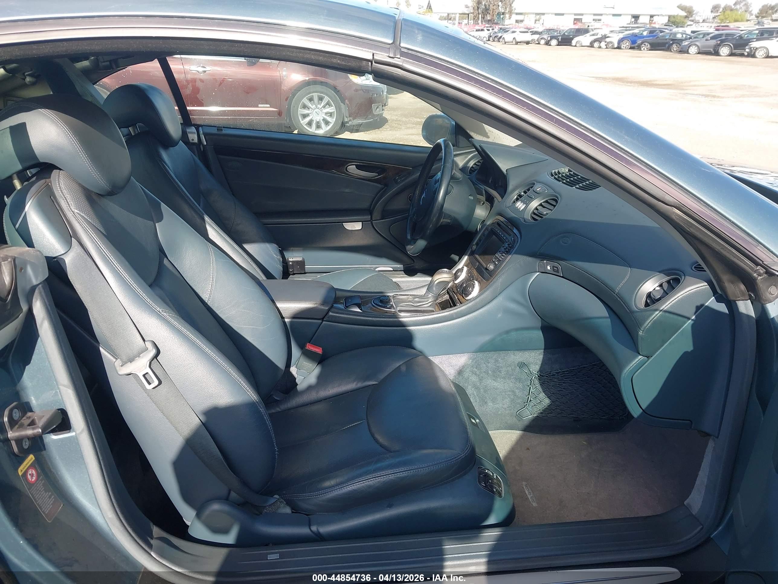MERCEDES-BENZ SL image 8
