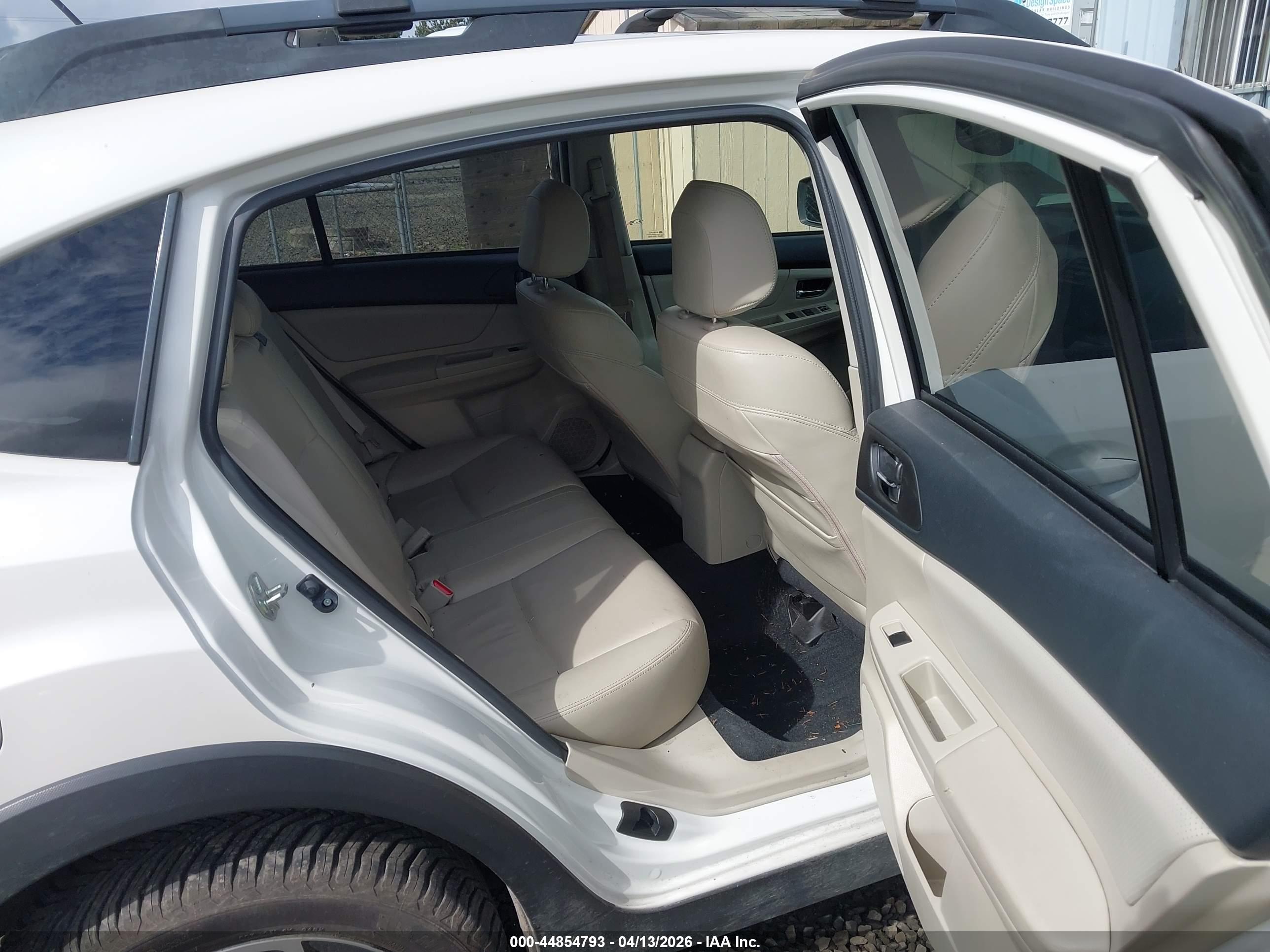 SUBARU XV image 8