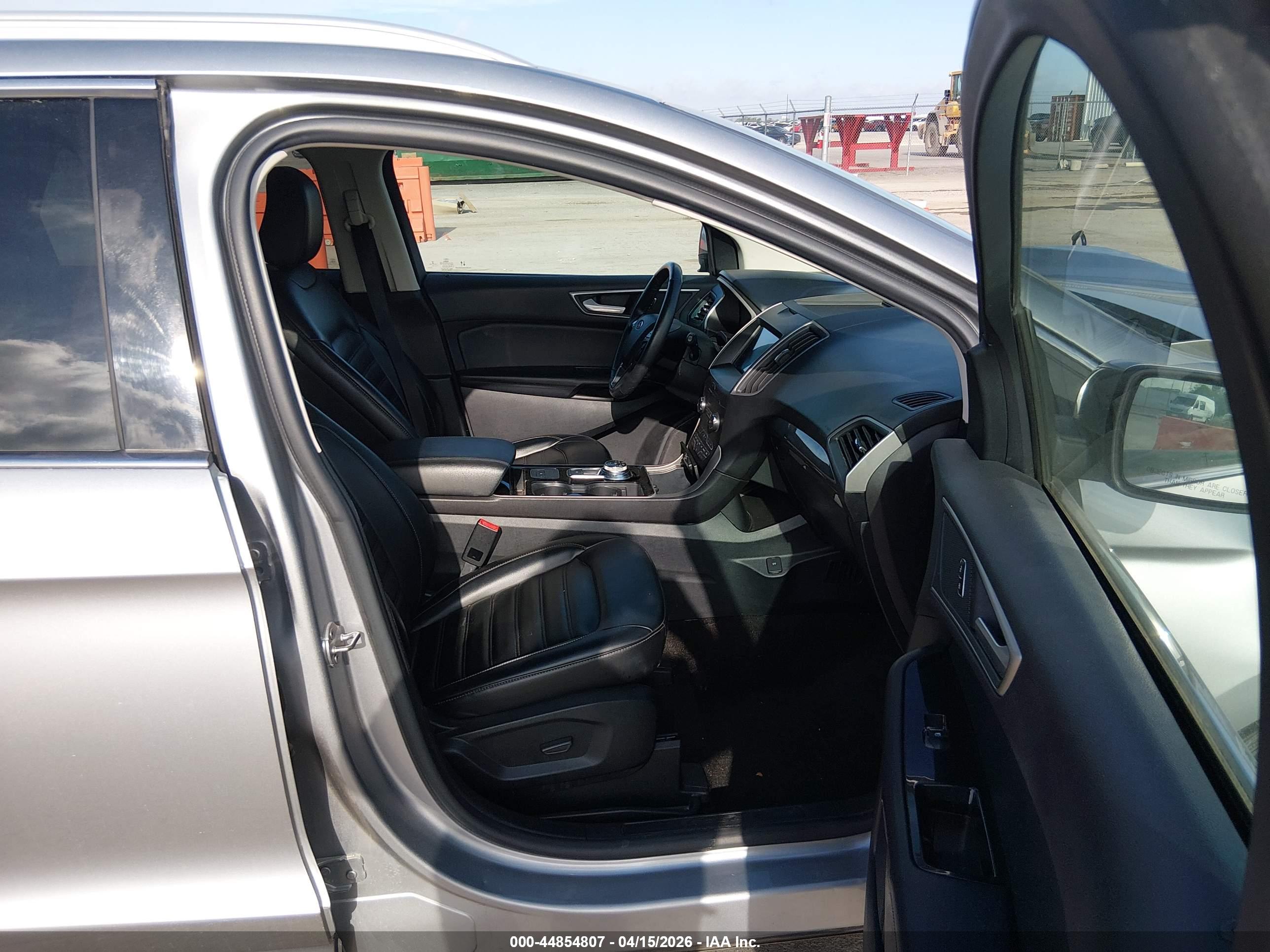 FORD EDGE image 5