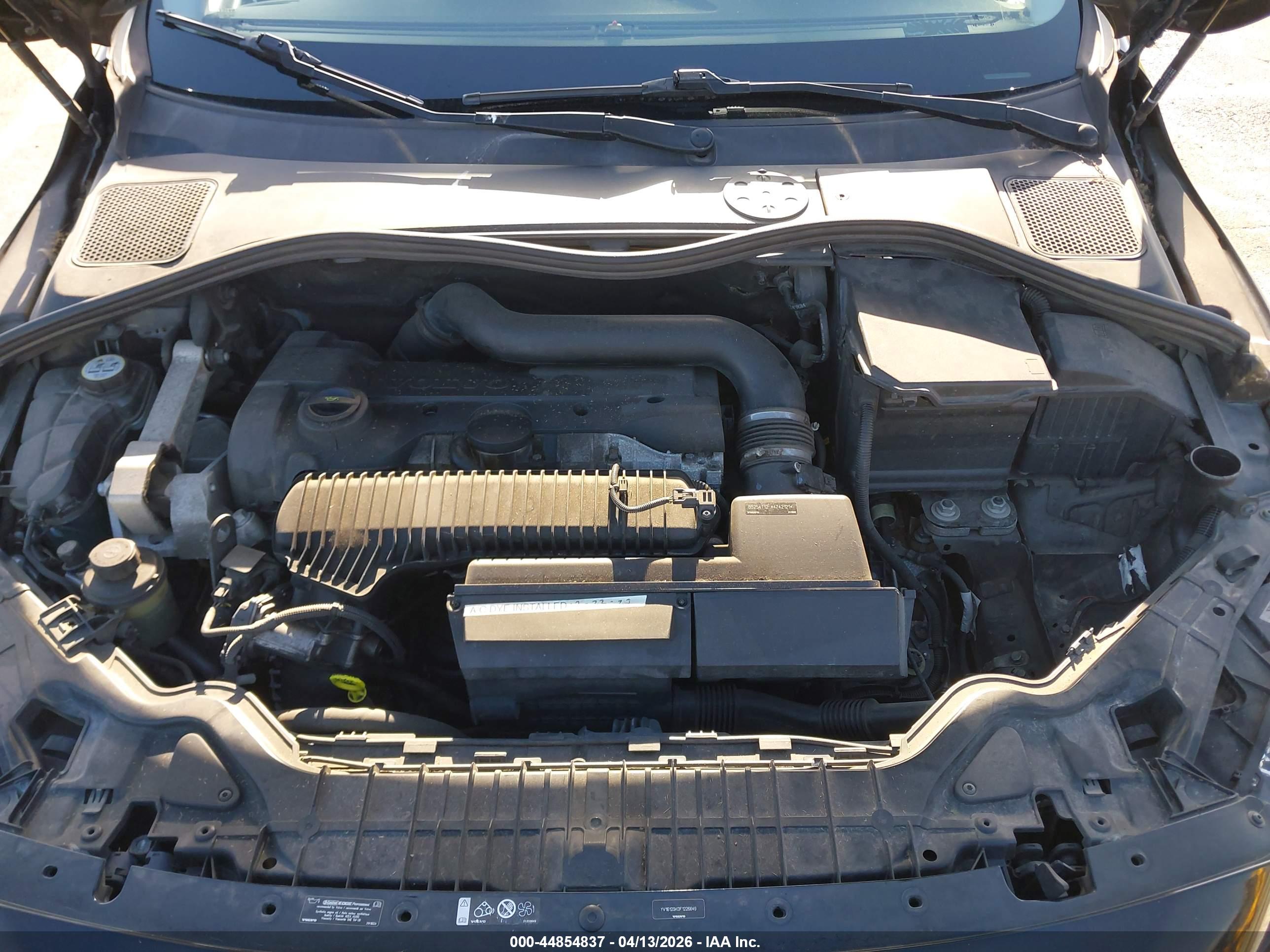 VOLVO V60 image 10