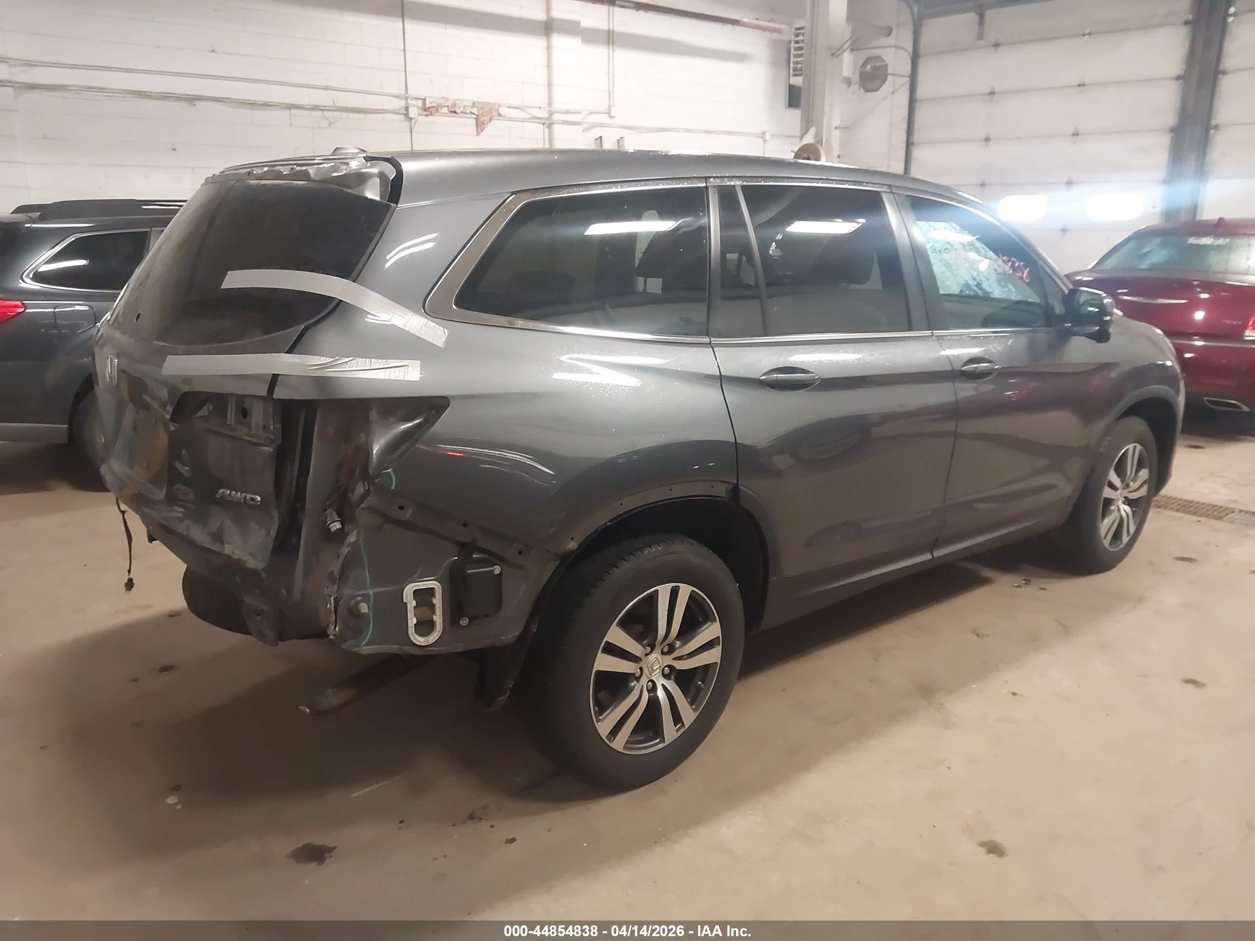 HONDA PILOT image 4