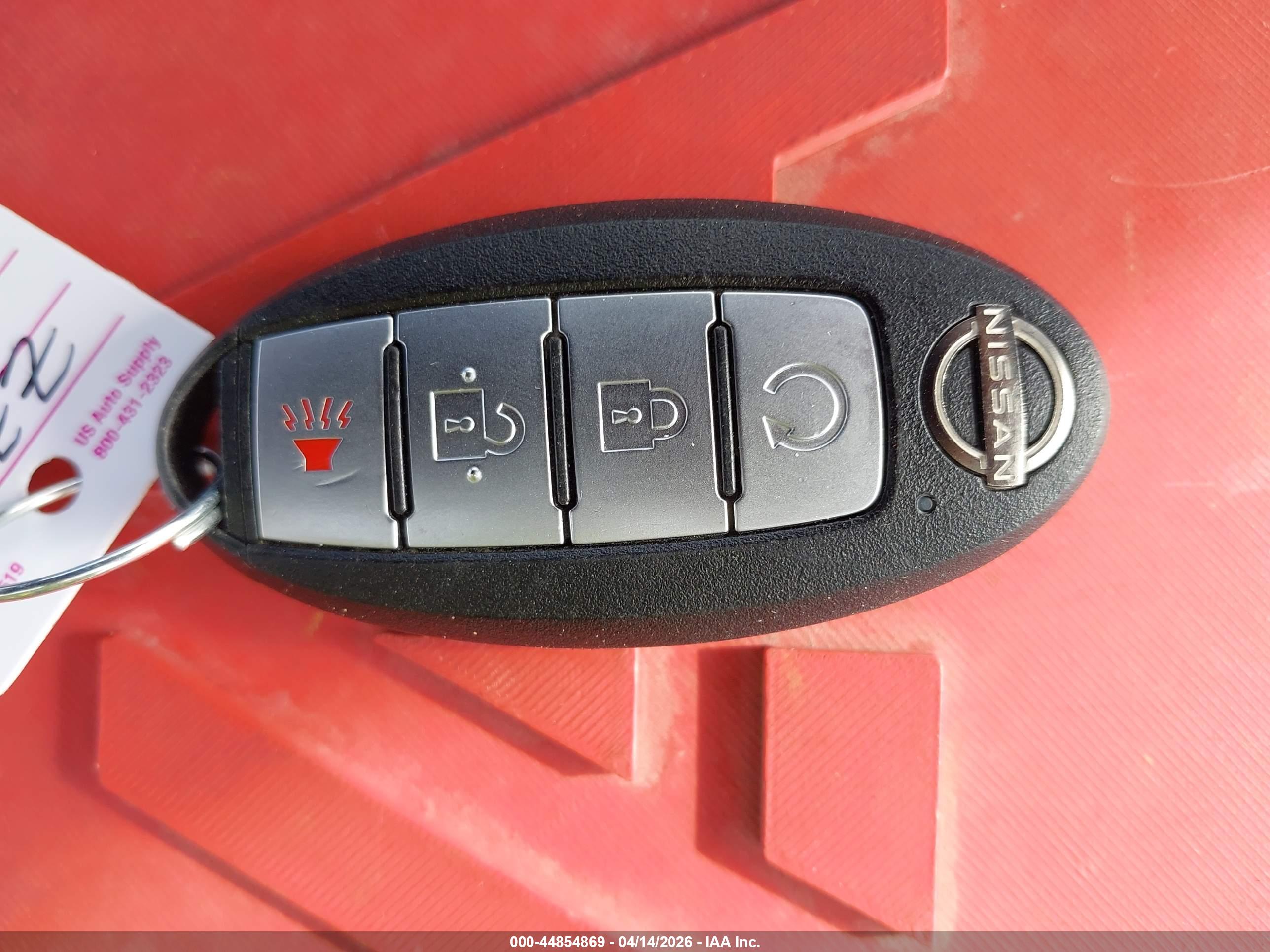 NISSAN ROGUE image 11