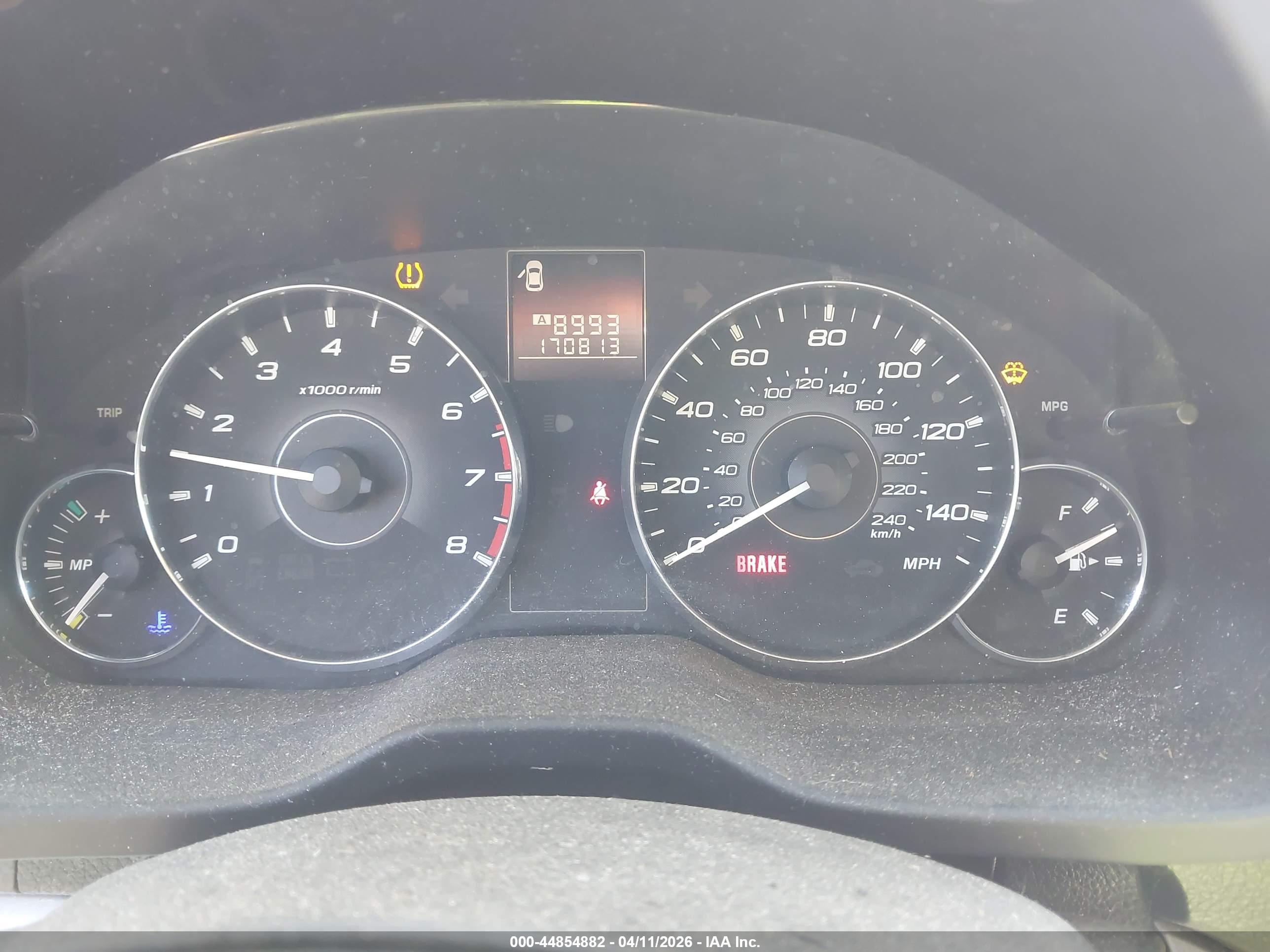 SUBARU OUTBACK image 7
