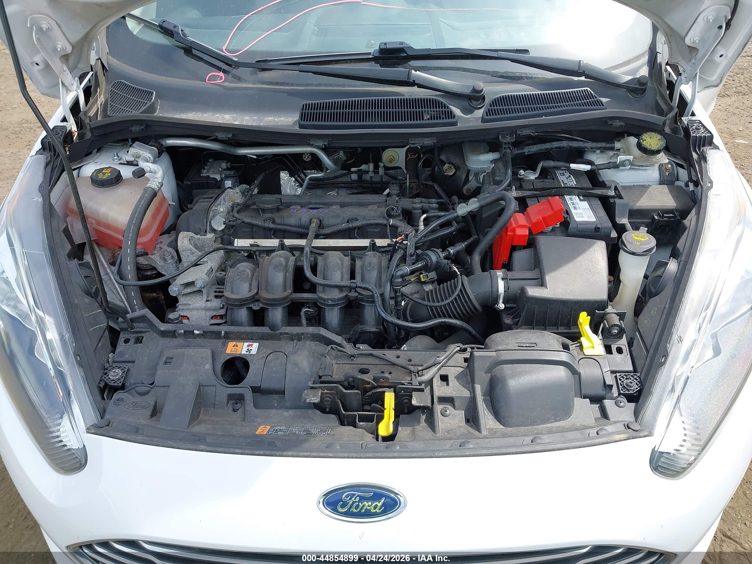 FORD FIESTA image 10