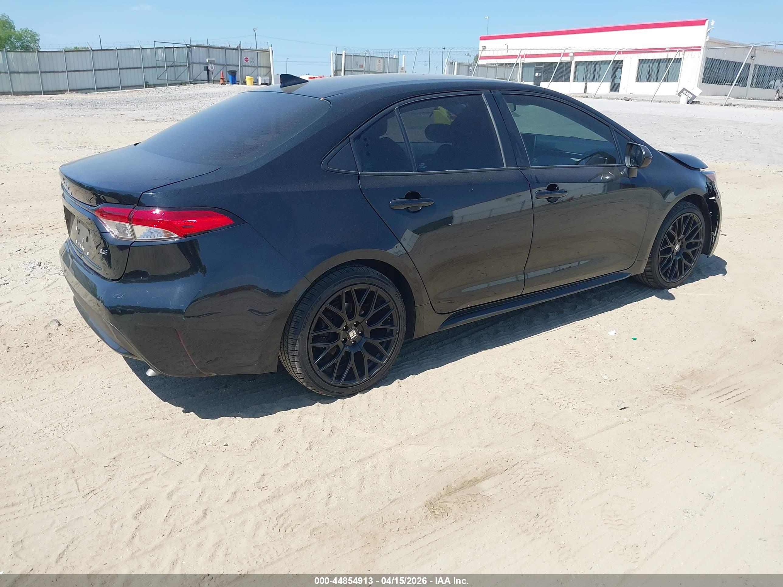 TOYOTA COROLLA image 4