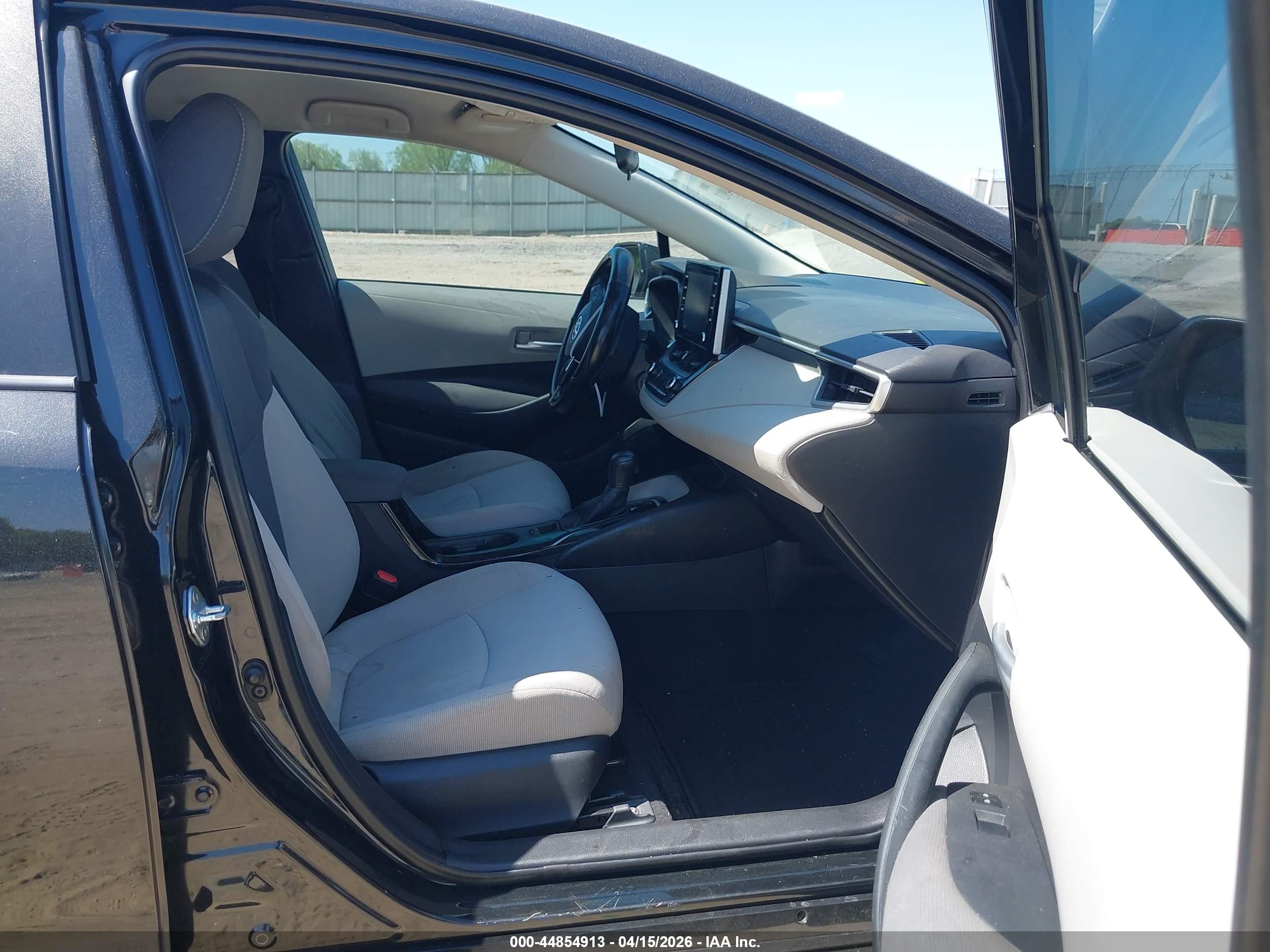 TOYOTA COROLLA image 5