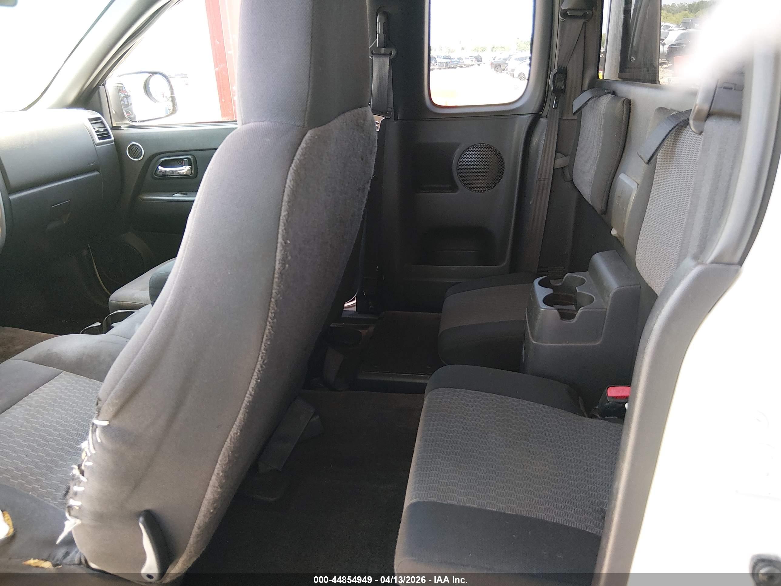 CHEVROLET COLORADO image 8