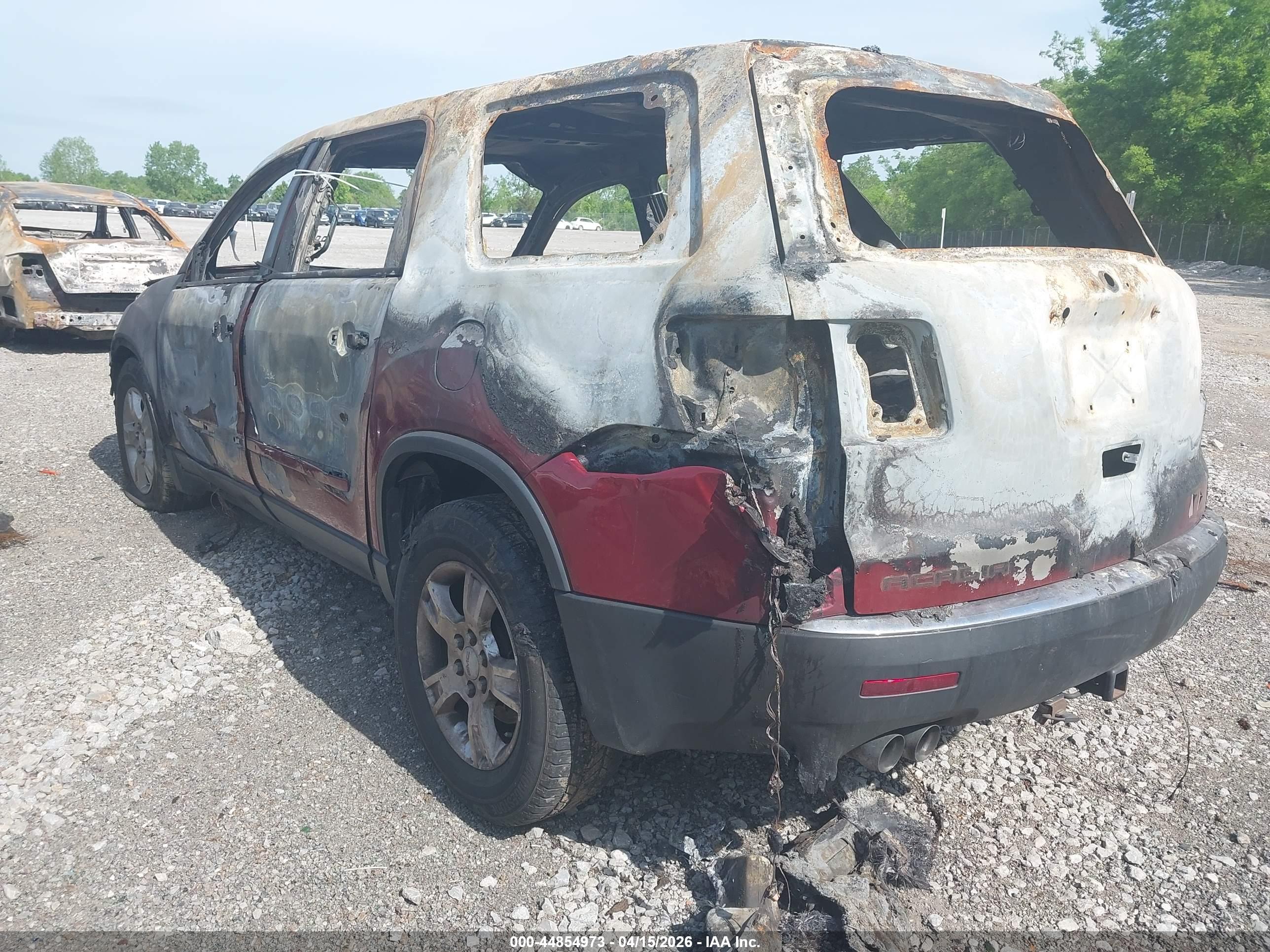 GMC ACADIA image 3