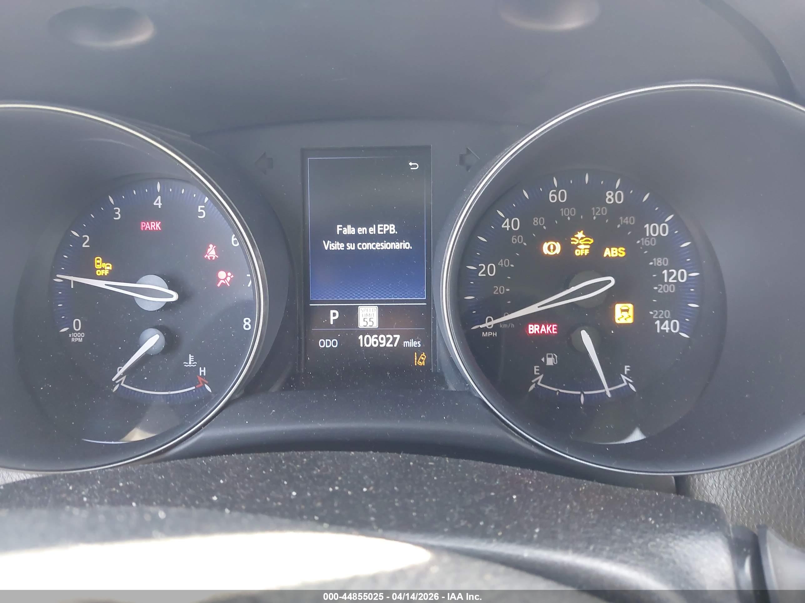 TOYOTA C-HR image 7