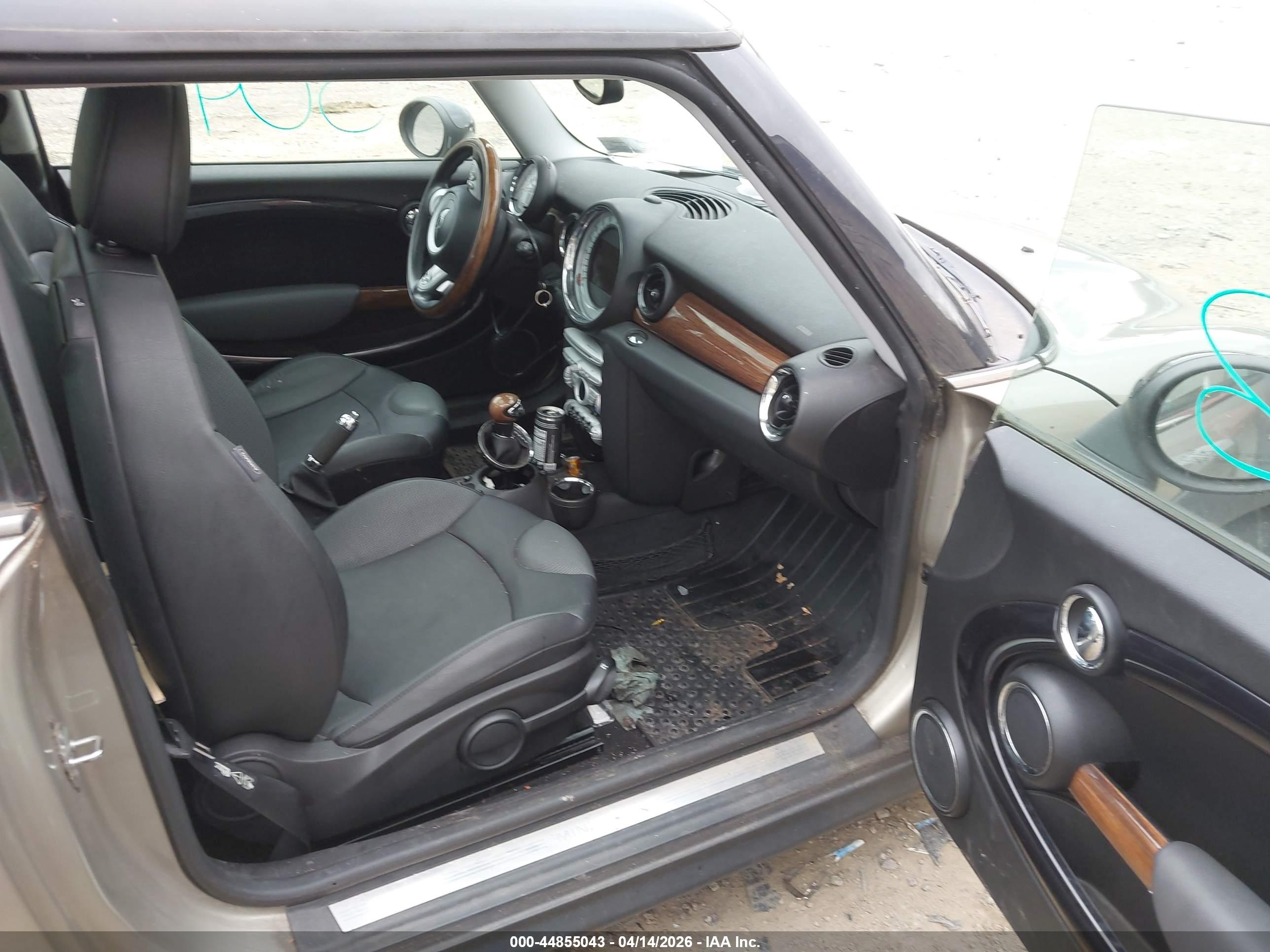 MINI COOPER image 5