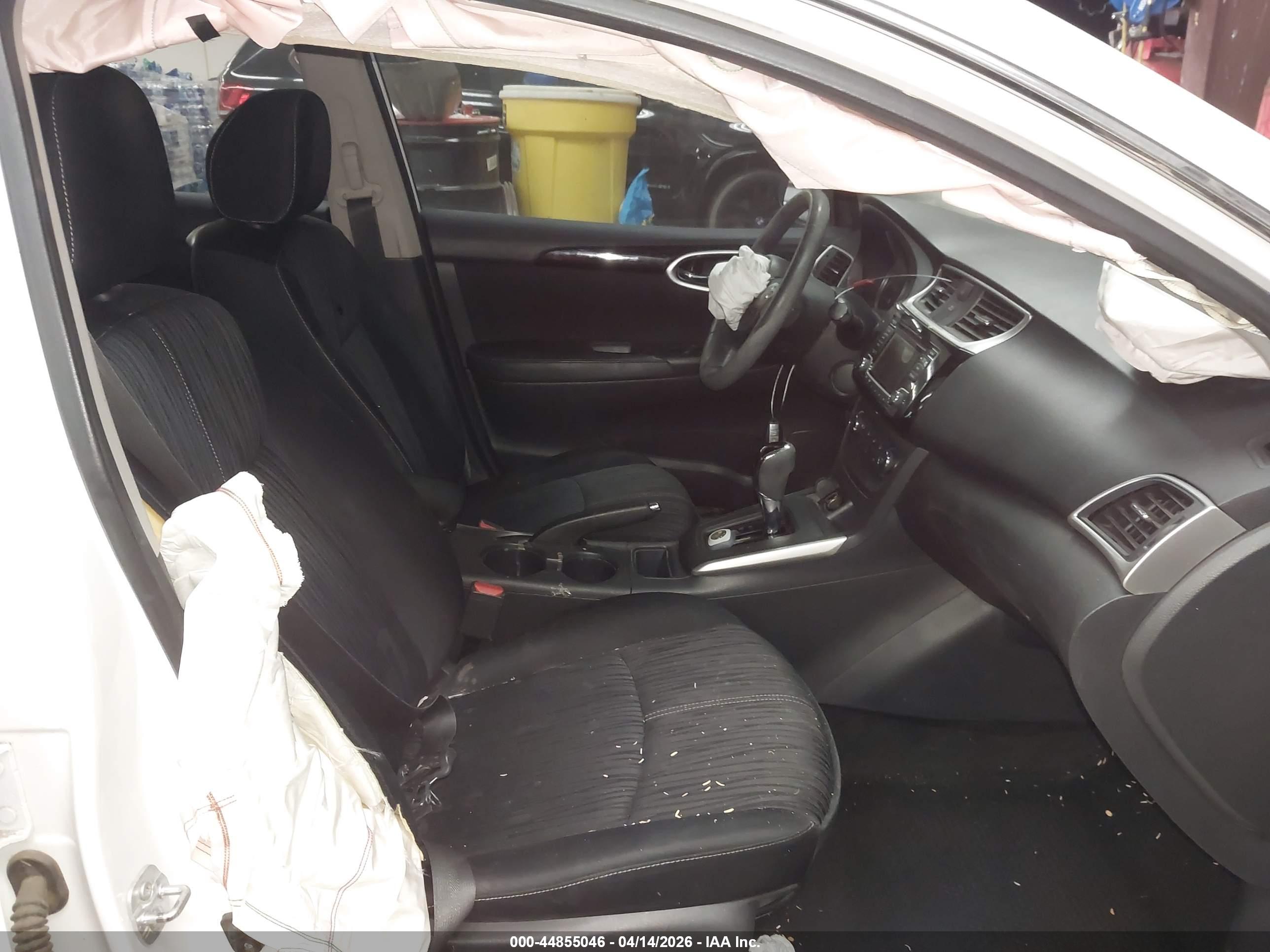 NISSAN SENTRA image 5