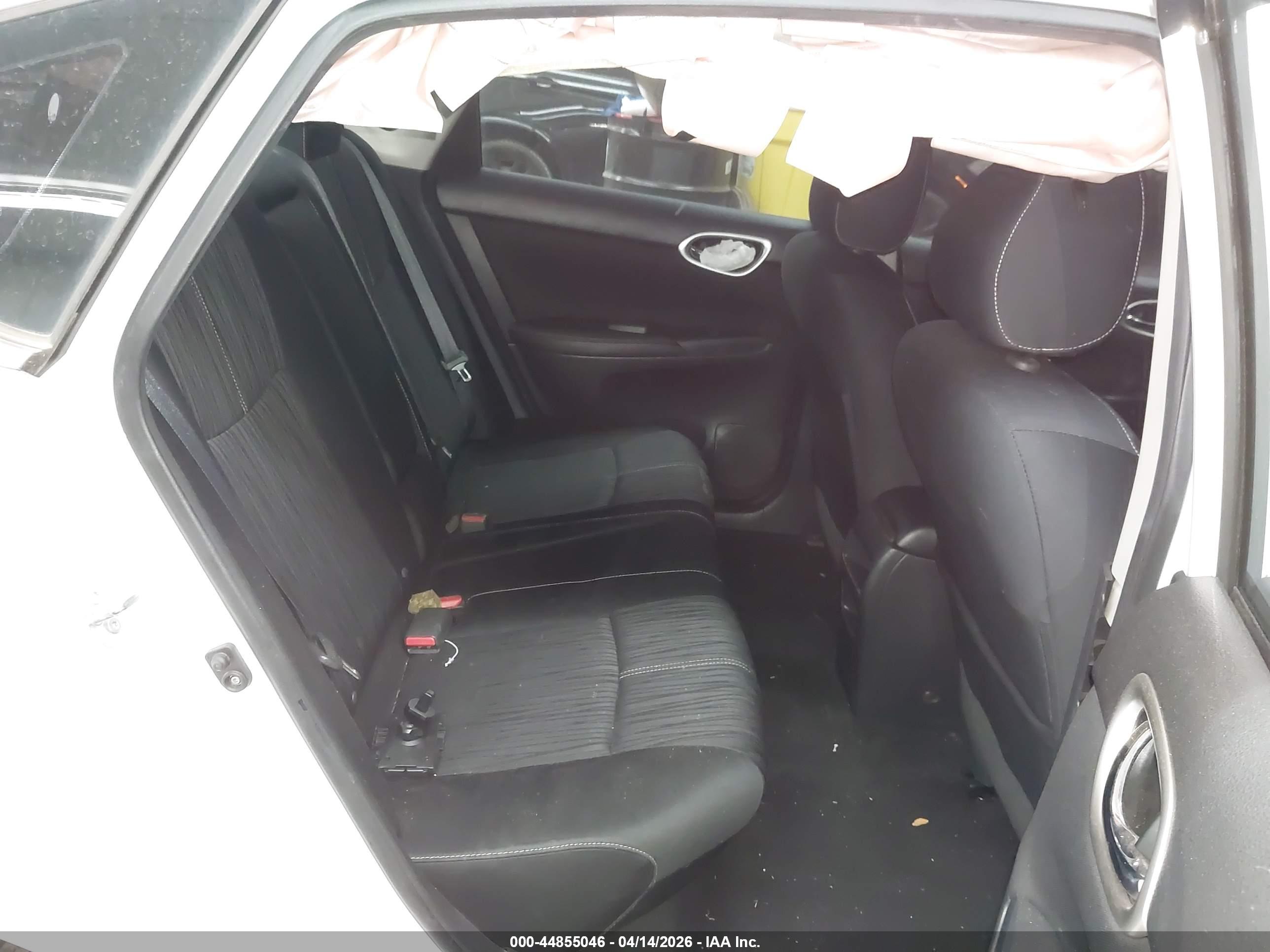 NISSAN SENTRA image 8