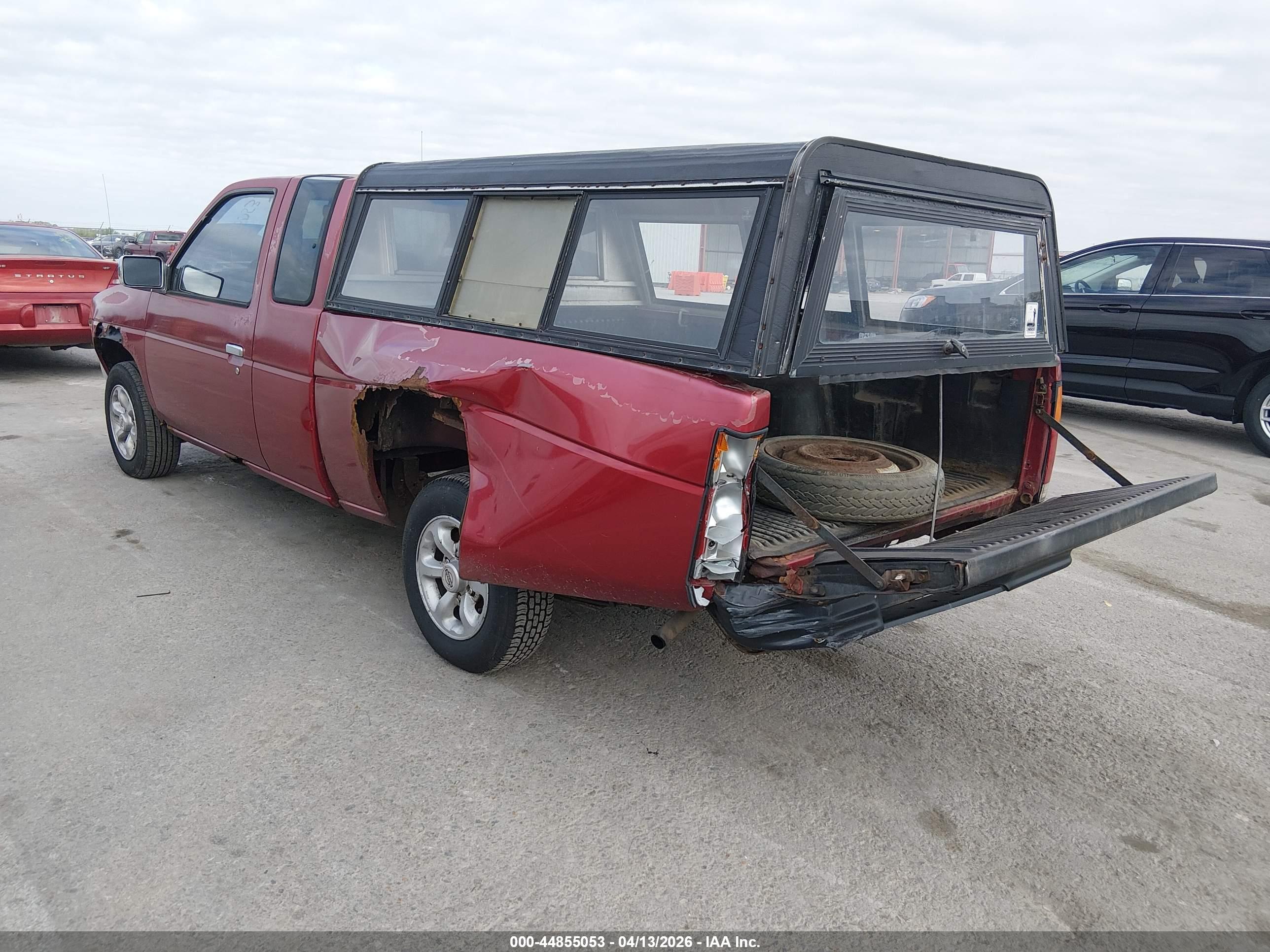 NISSAN TRUCK image 3