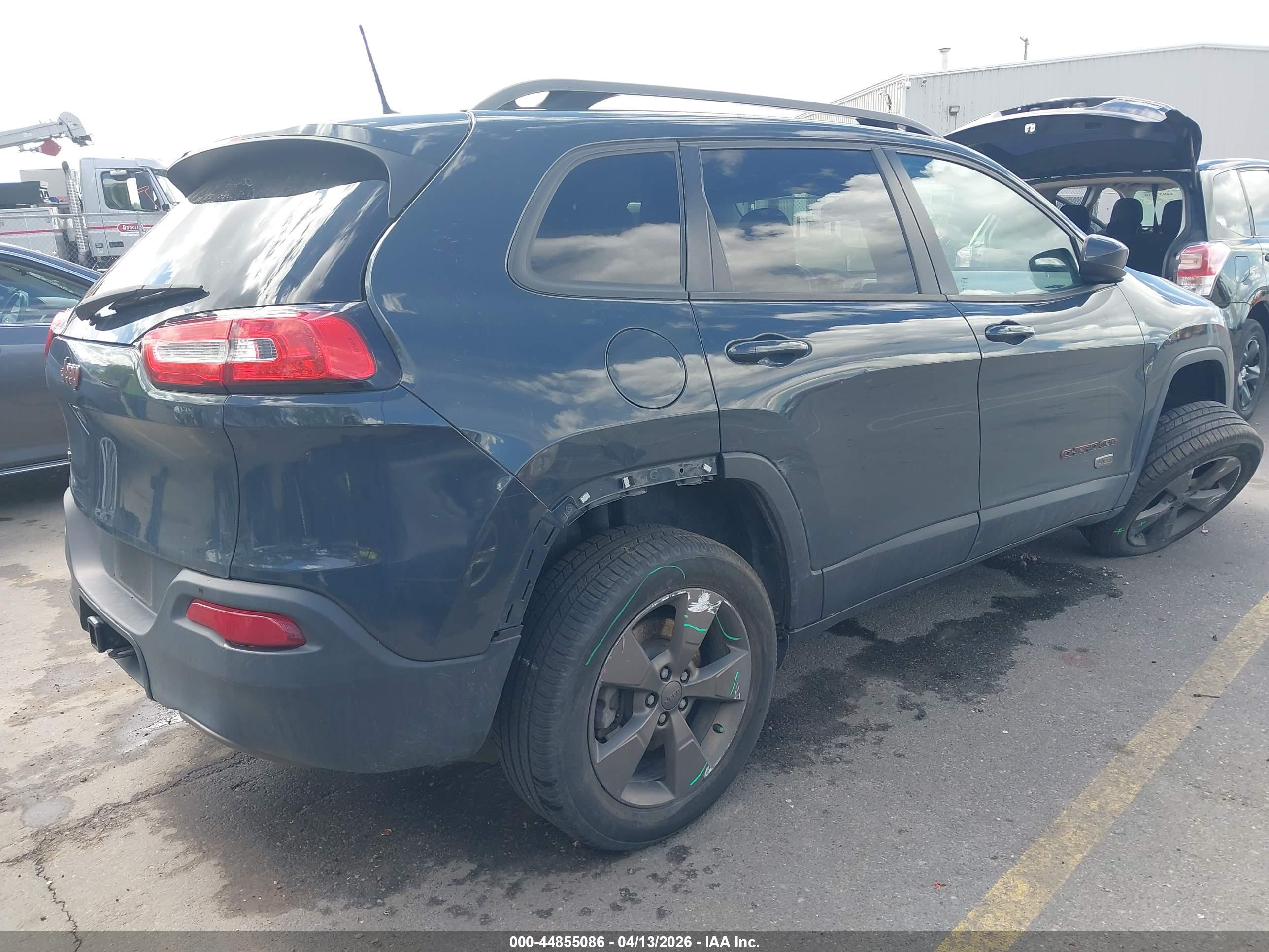 JEEP CHEROKEE image 4
