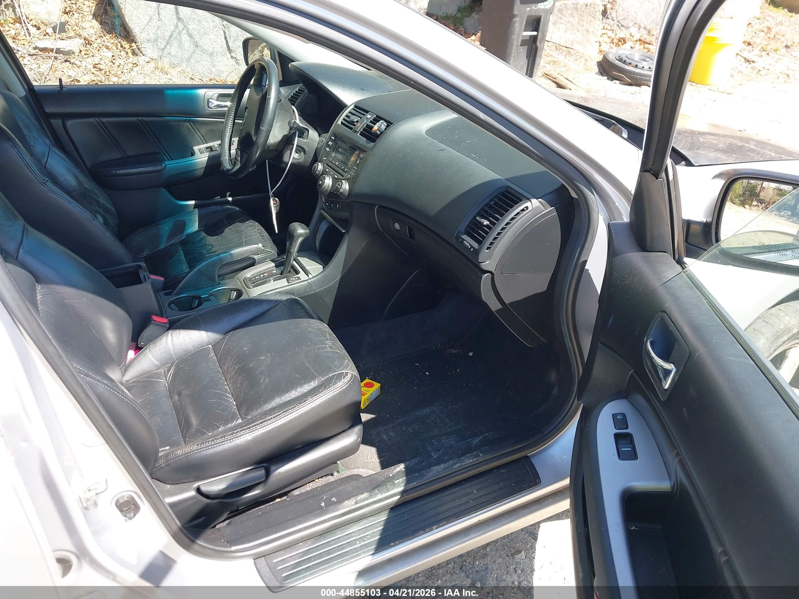 HONDA ACCORD image 5