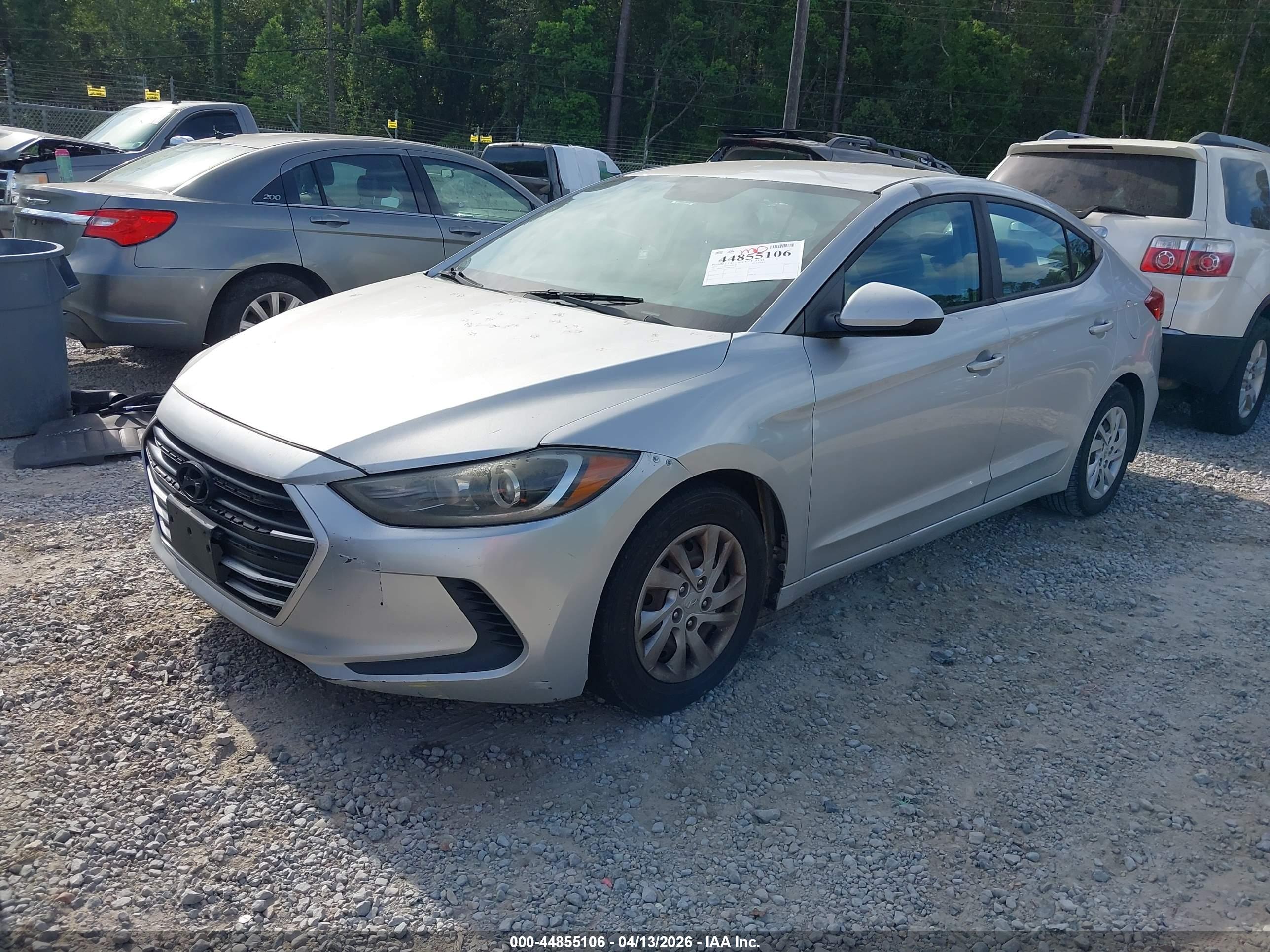 HYUNDAI ELANTRA image 6