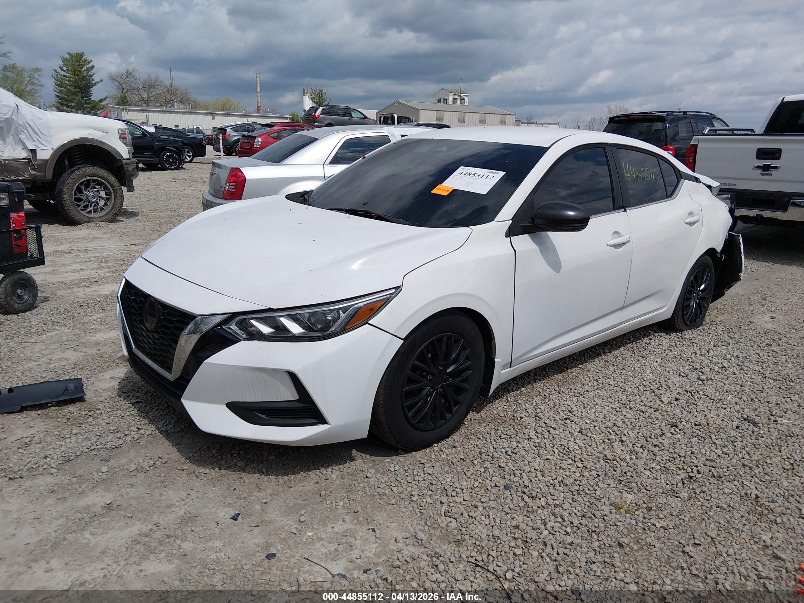 NISSAN SENTRA image 2
