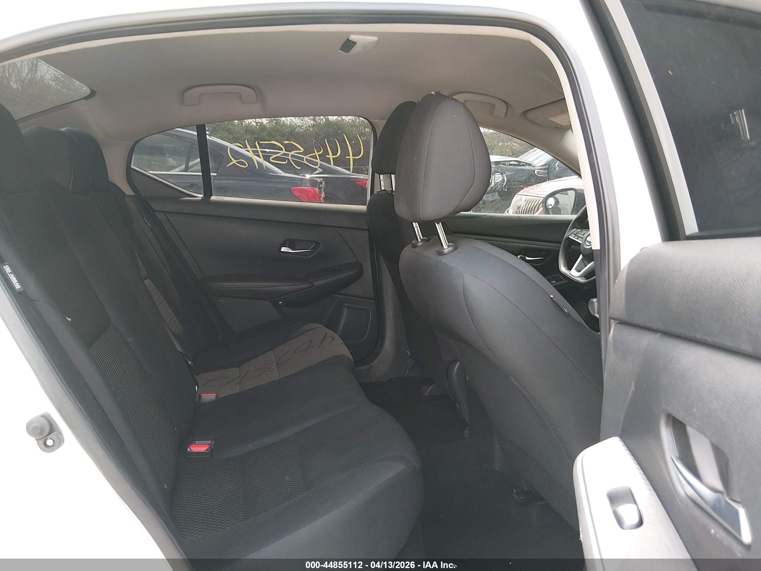 NISSAN SENTRA image 8