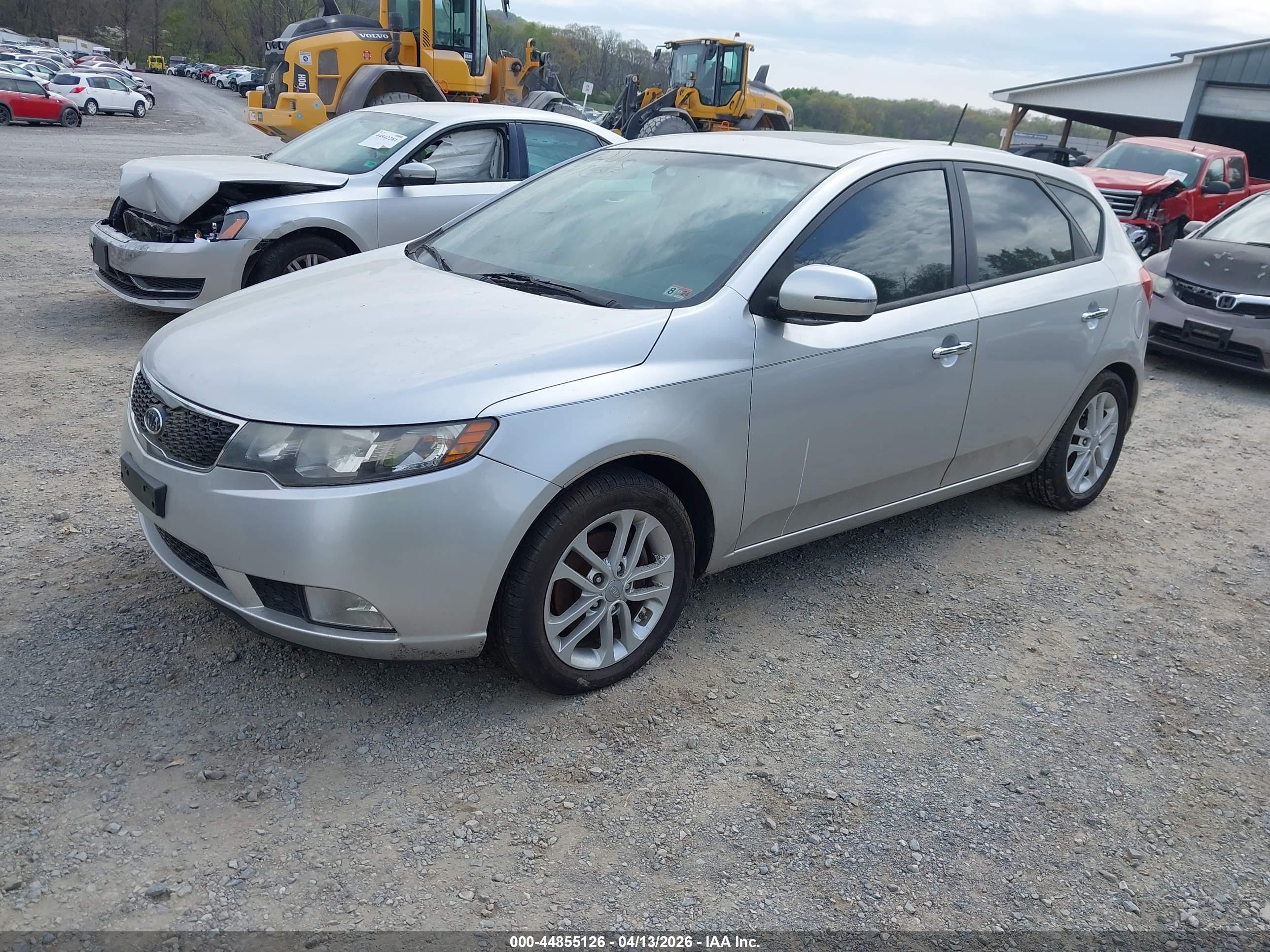 KIA FORTE image 2