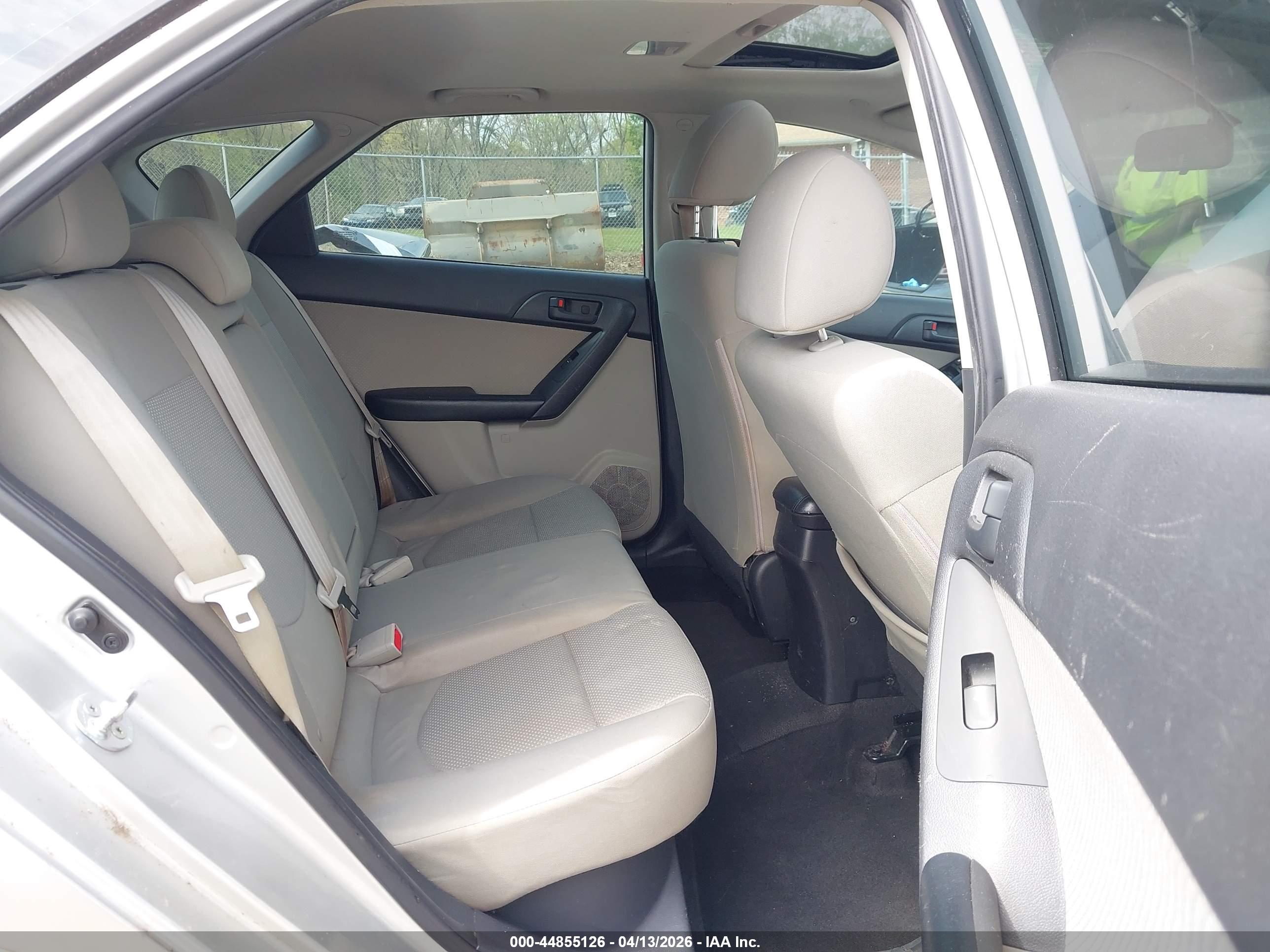 KIA FORTE image 8