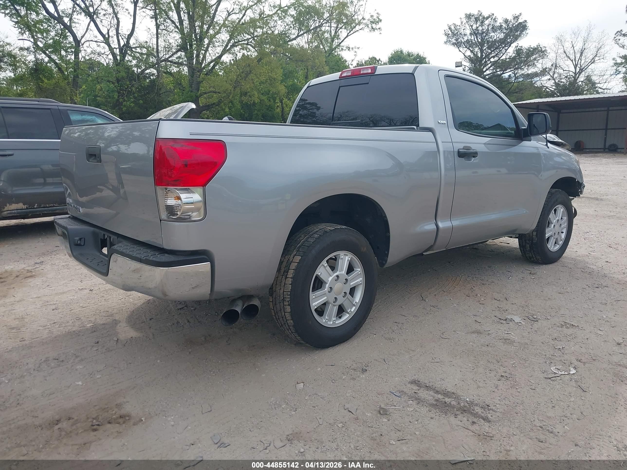 TOYOTA TUNDRA image 4