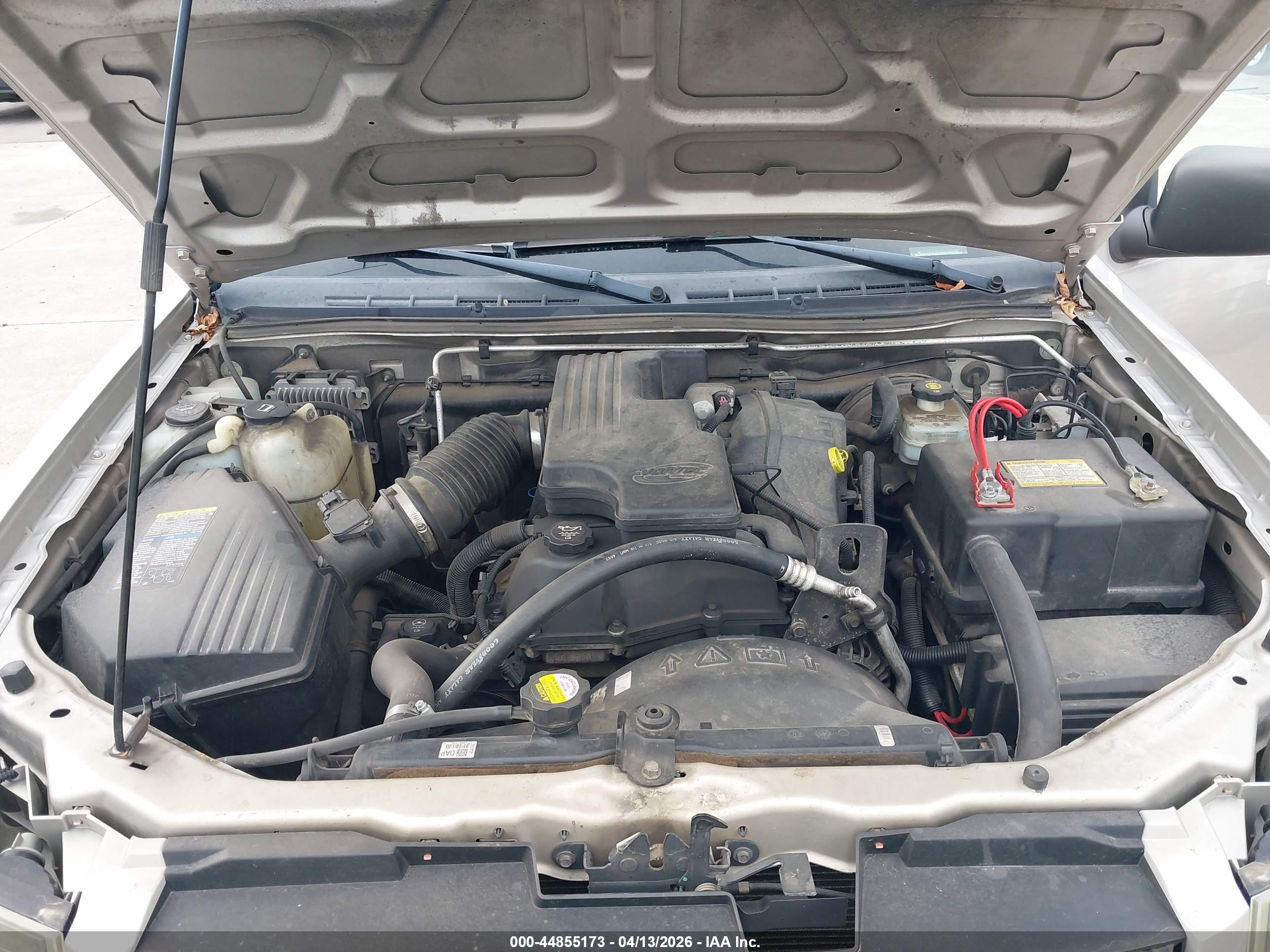 CHEVROLET COLORADO image 10