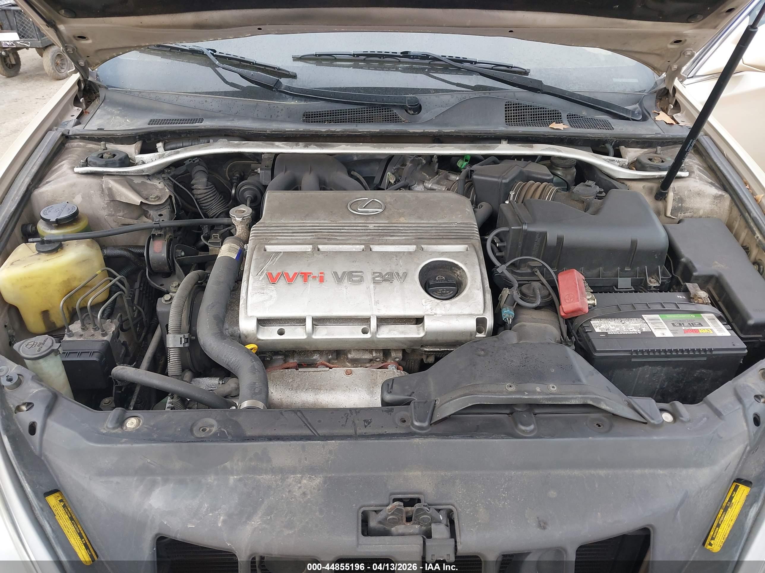 LEXUS ES image 10