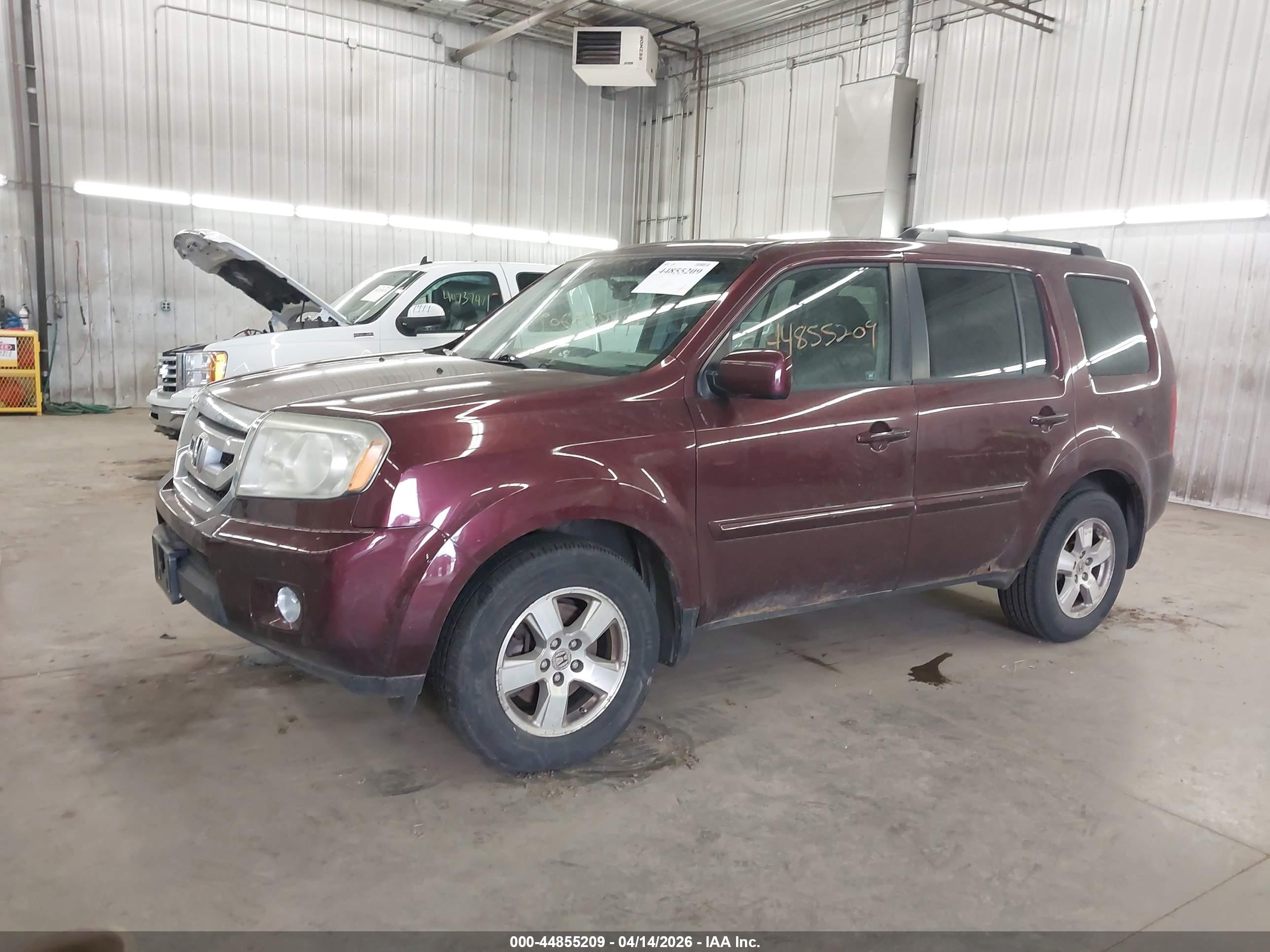 HONDA PILOT image 2