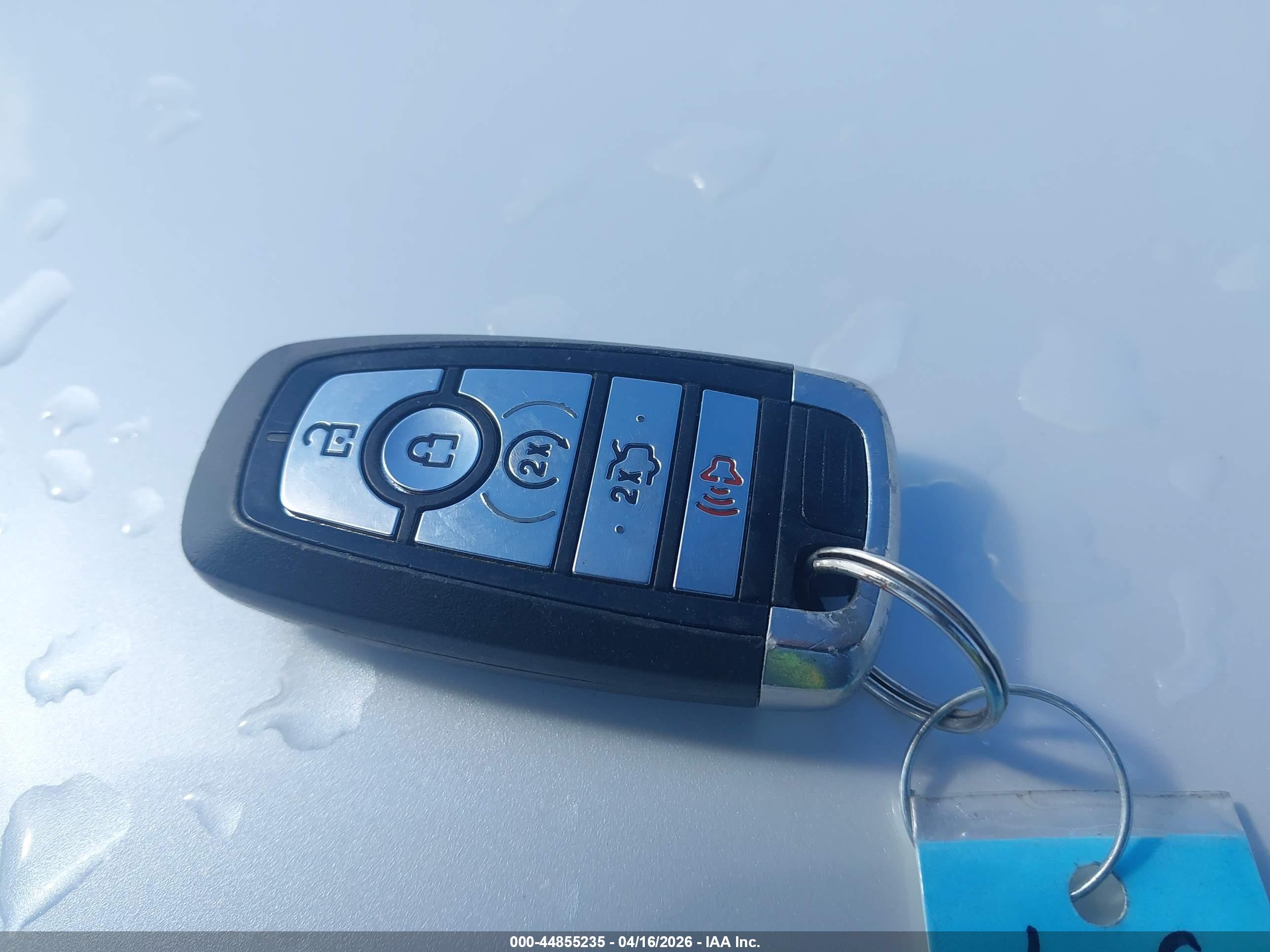 FORD FUSION image 11