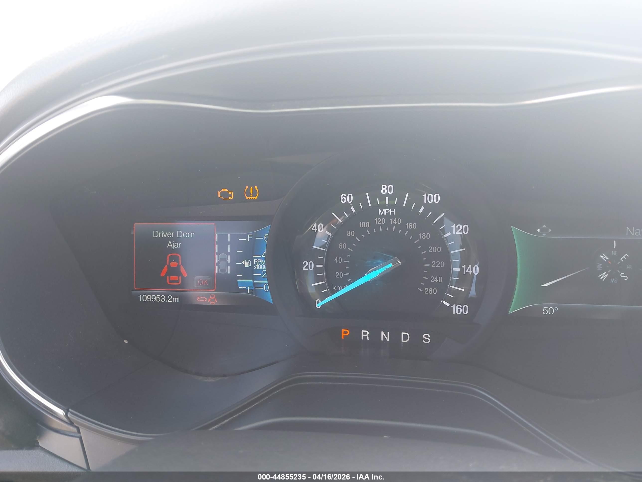 FORD FUSION image 7