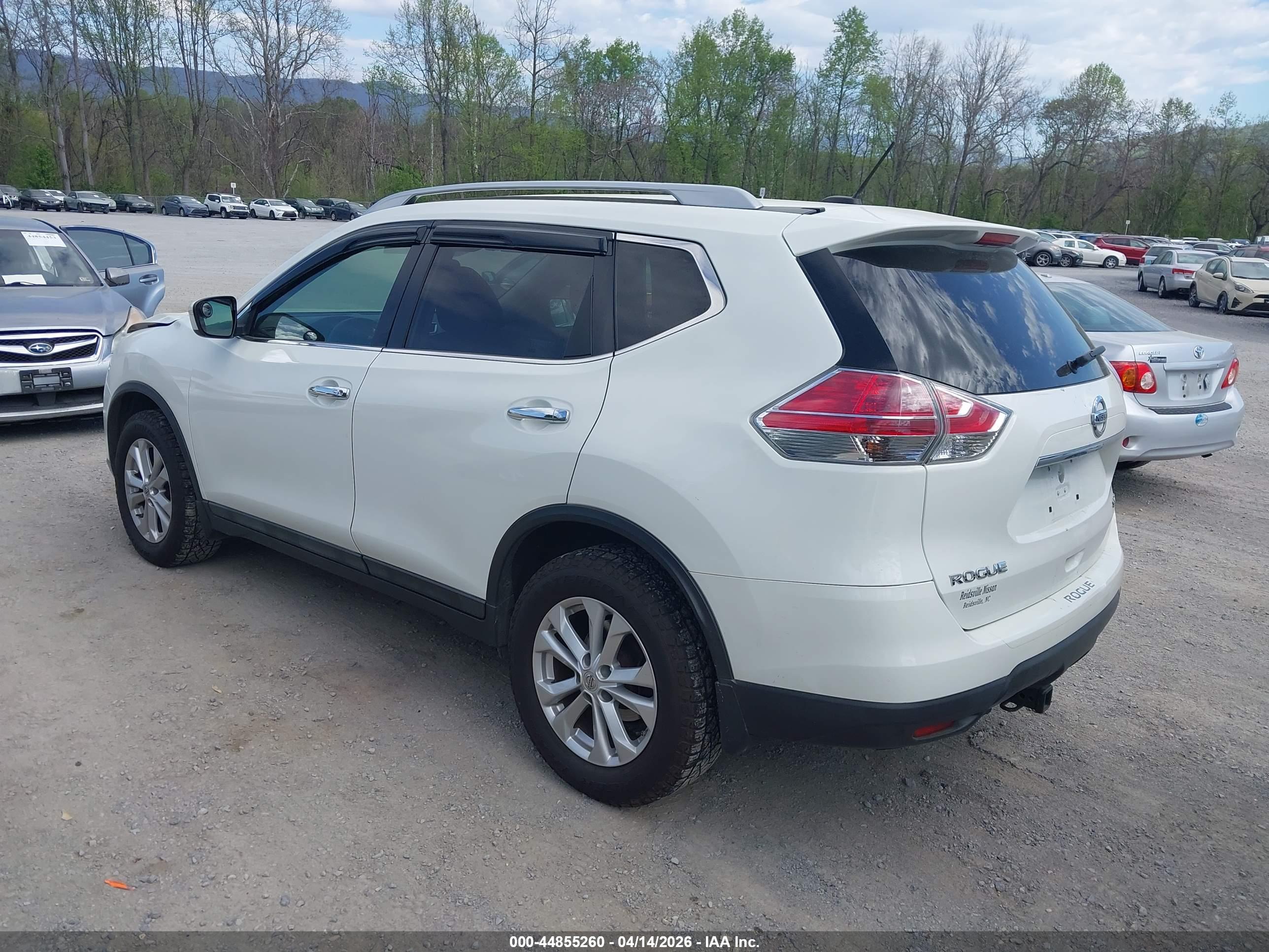 NISSAN ROGUE image 3