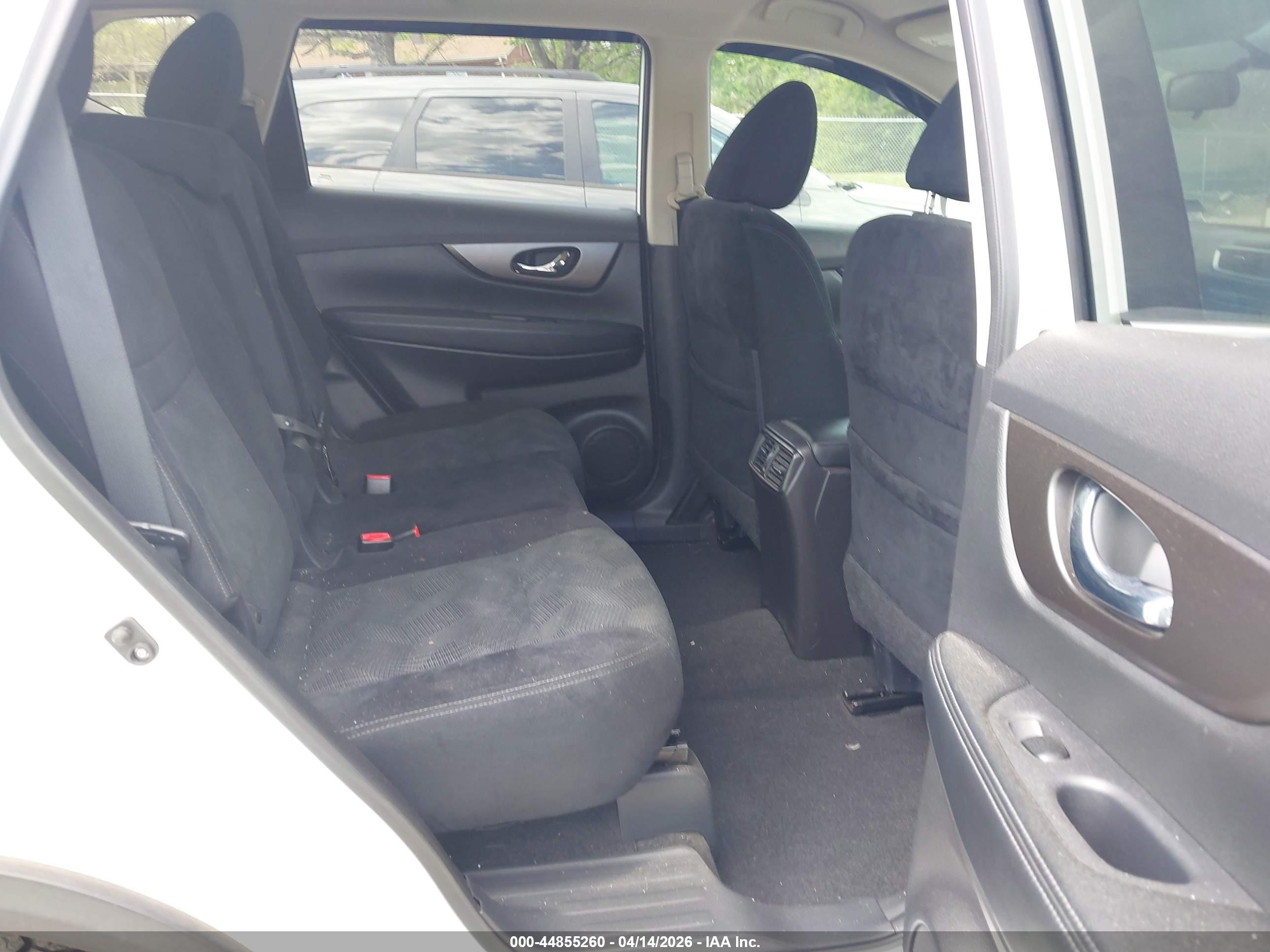 NISSAN ROGUE image 8