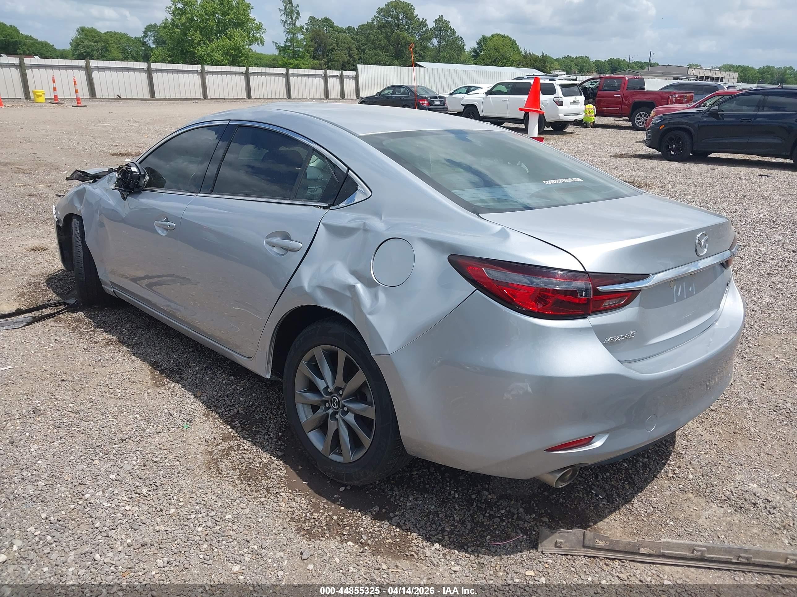 MAZDA MAZDA6 image 3