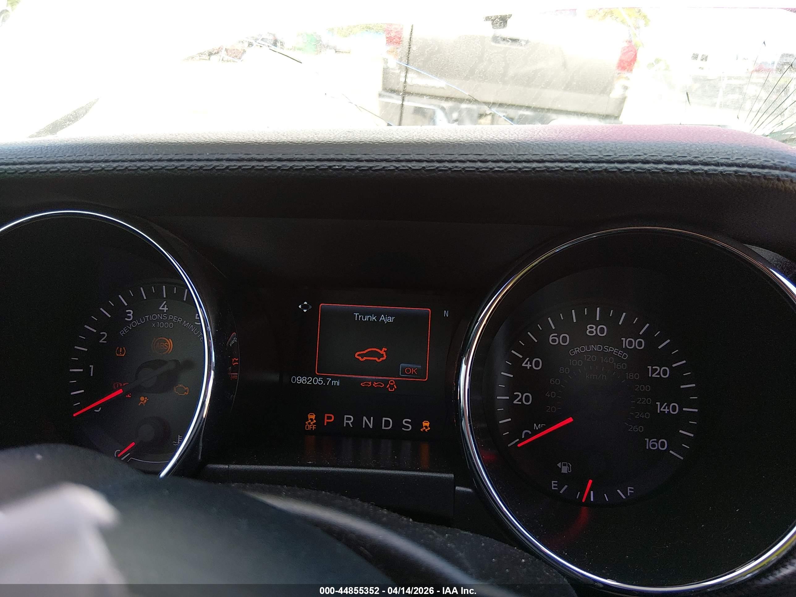 FORD MUSTANG image 7