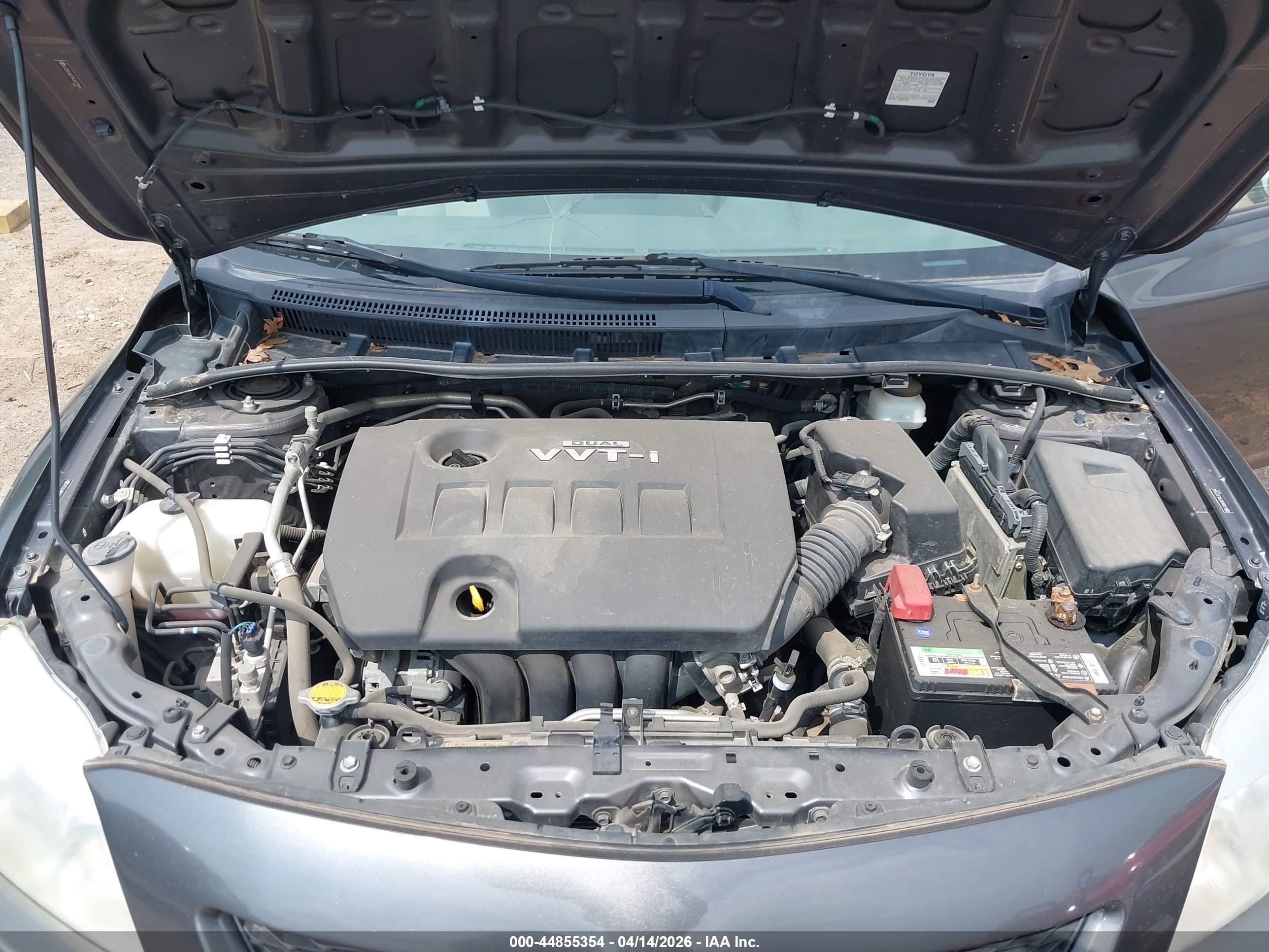 TOYOTA COROLLA image 10