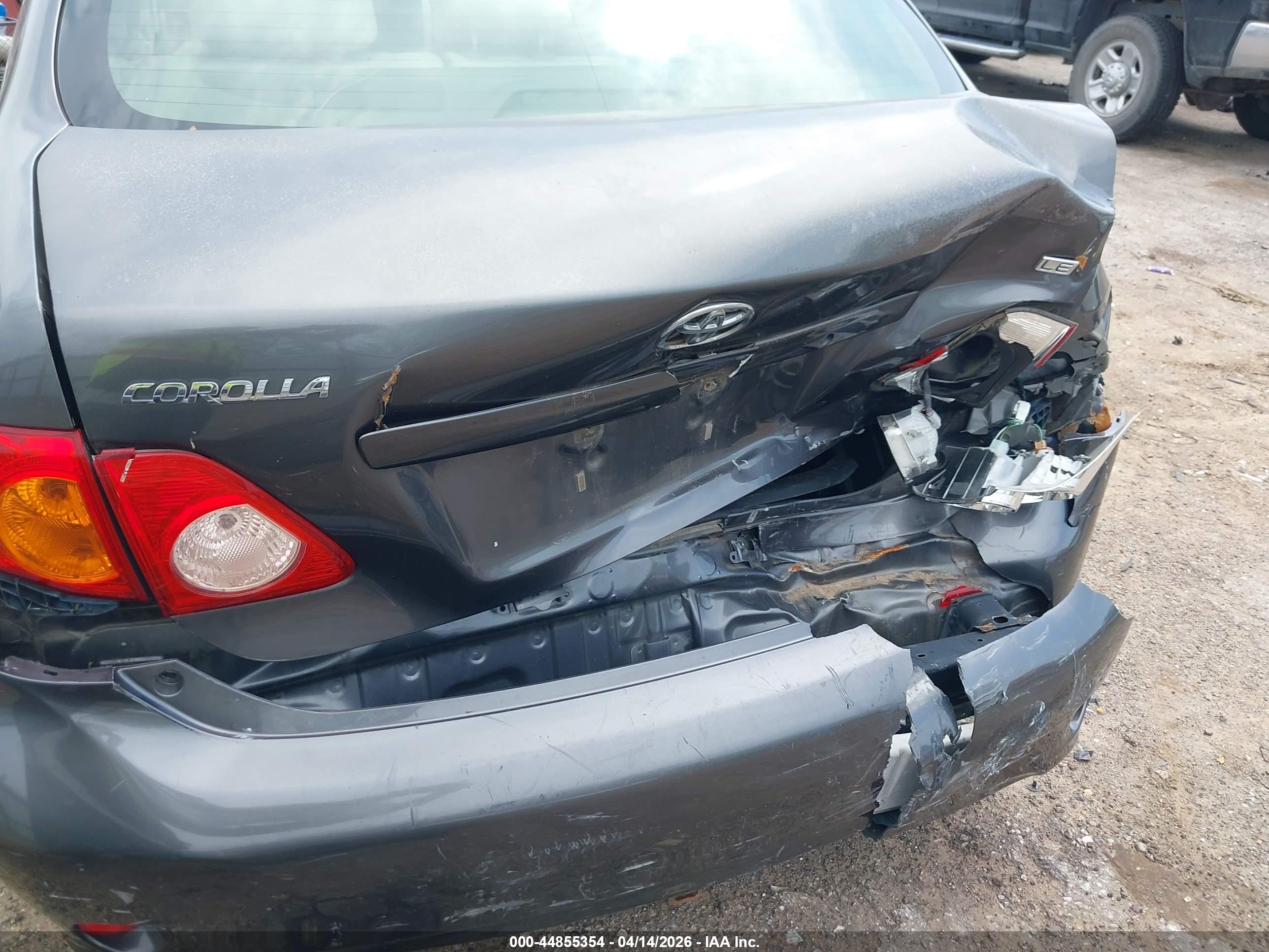 TOYOTA COROLLA image 6