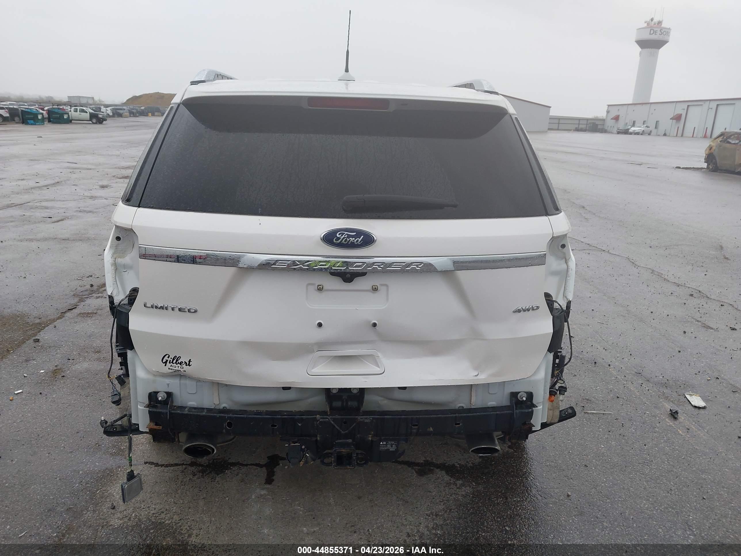 FORD EXPLORER image 6