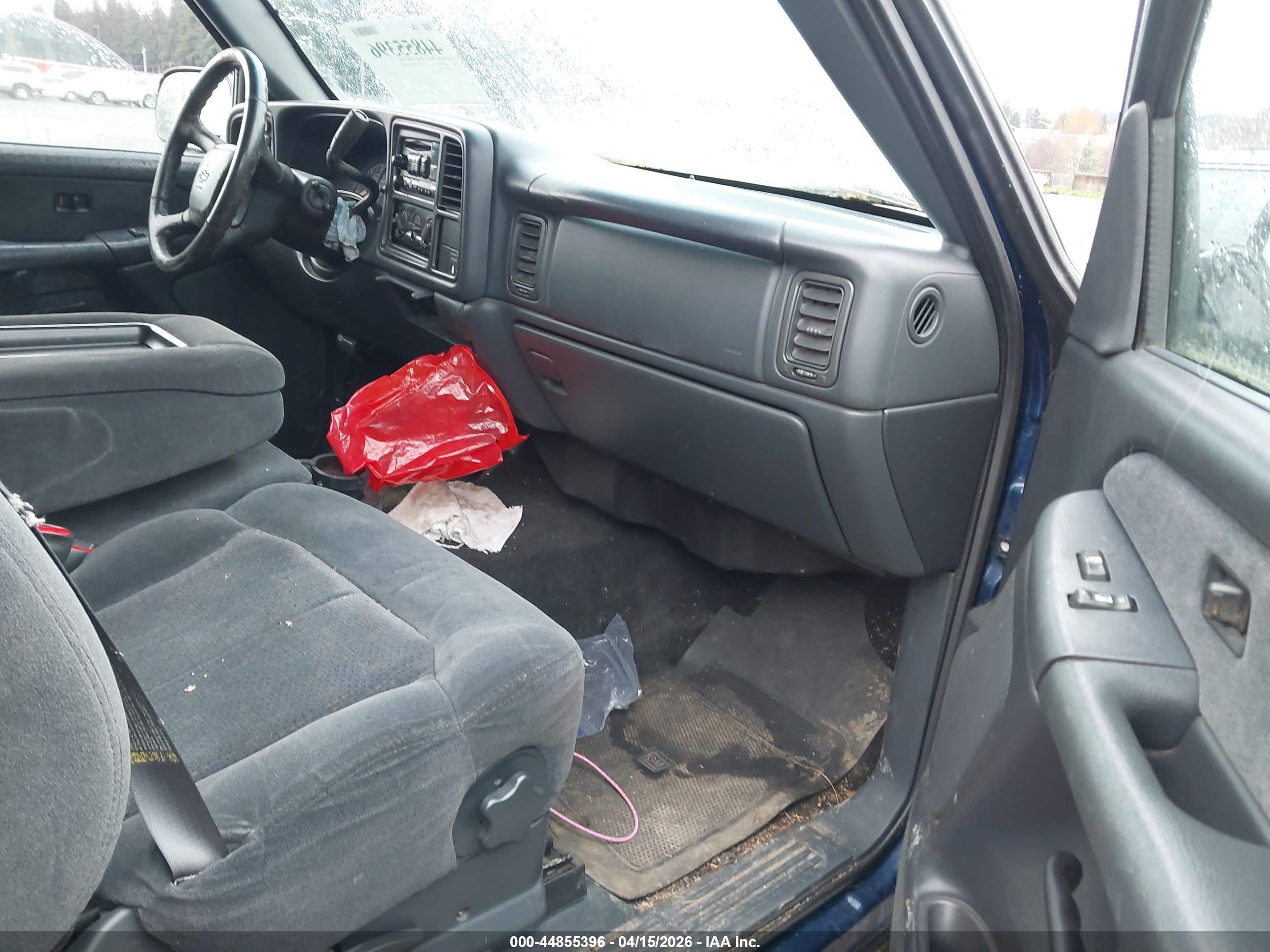 CHEVROLET SILVERADO image 5