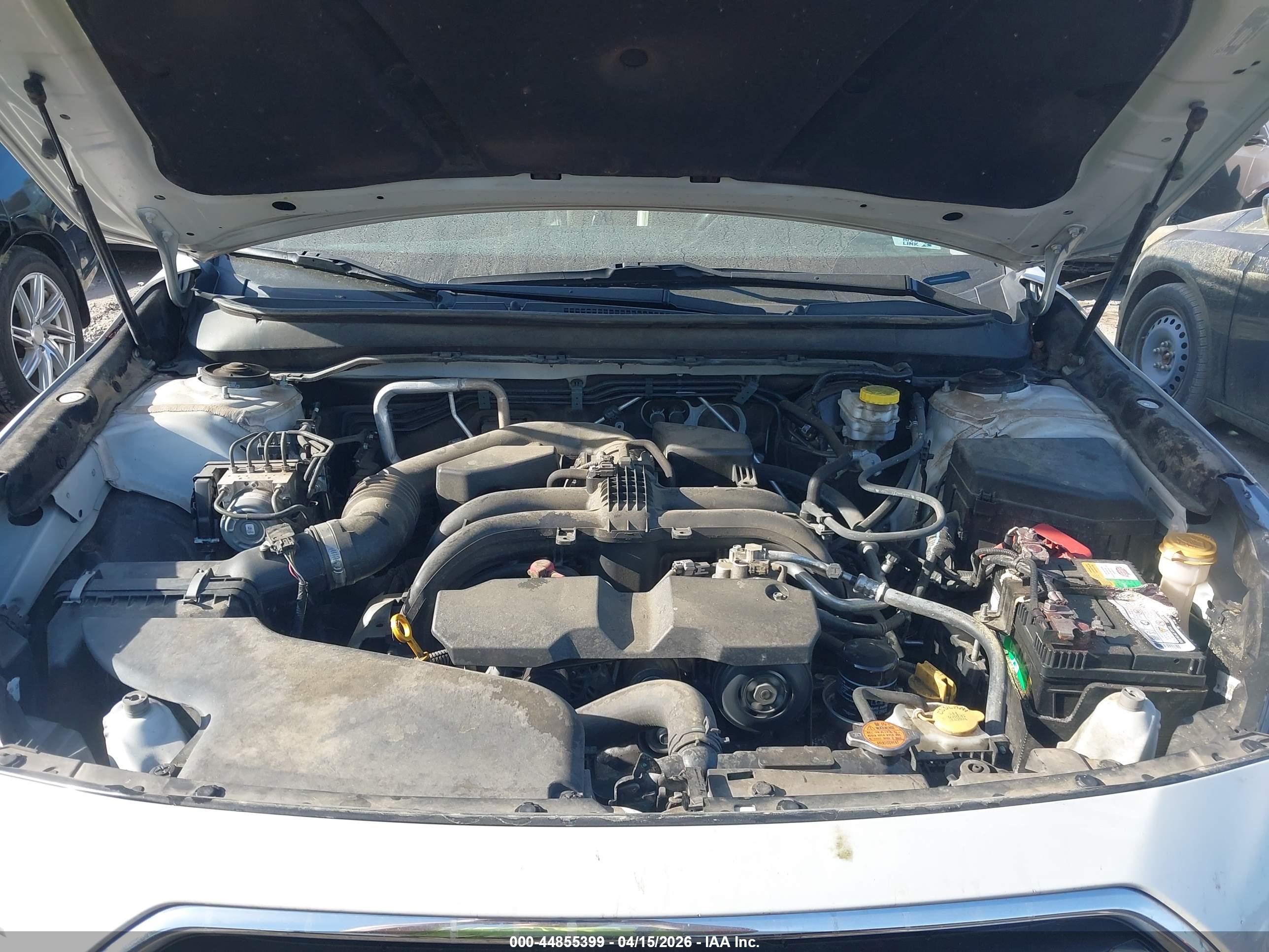 SUBARU OUTBACK image 10