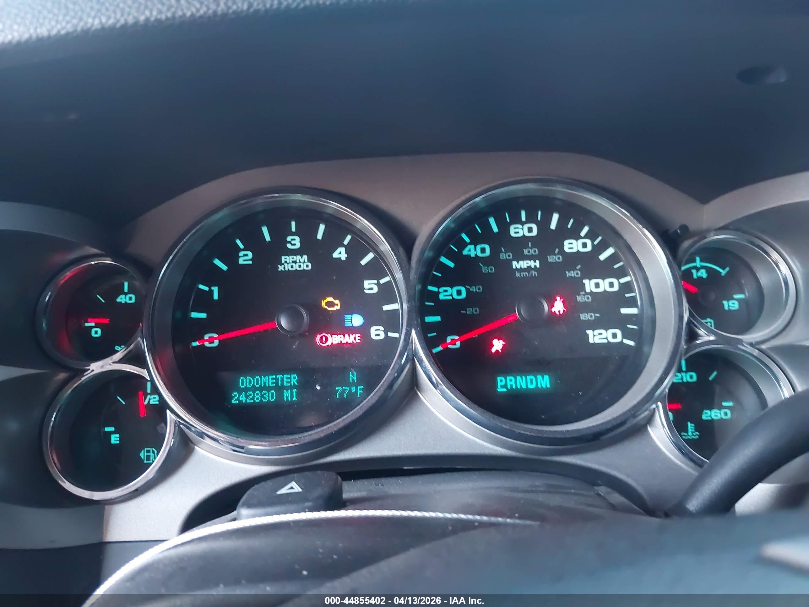 CHEVROLET SILVERADO image 7