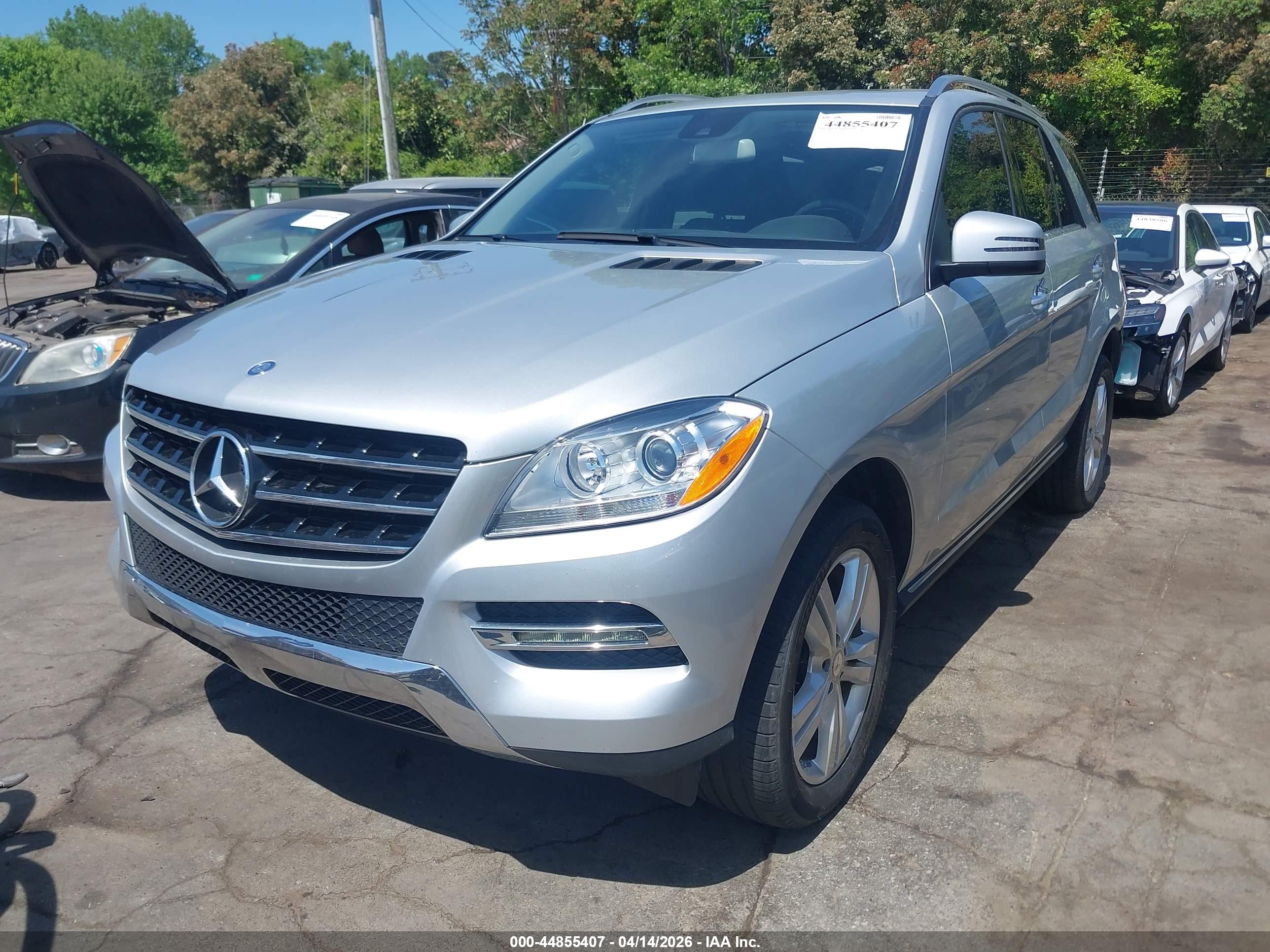 MERCEDES-BENZ ML image 2