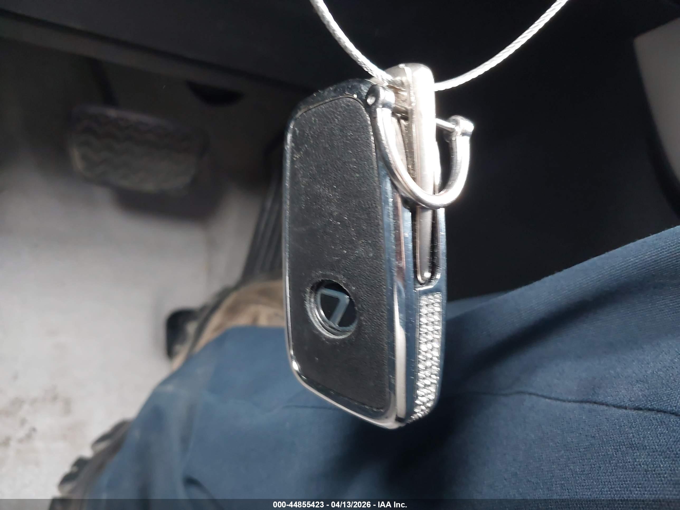 LEXUS RX image 11