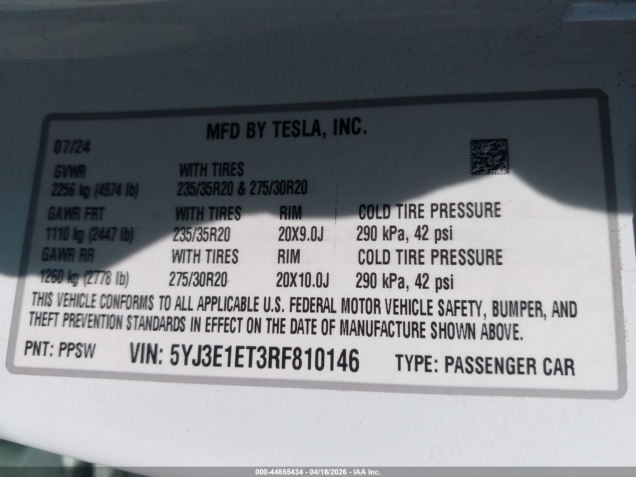 TESLA MODEL image 9