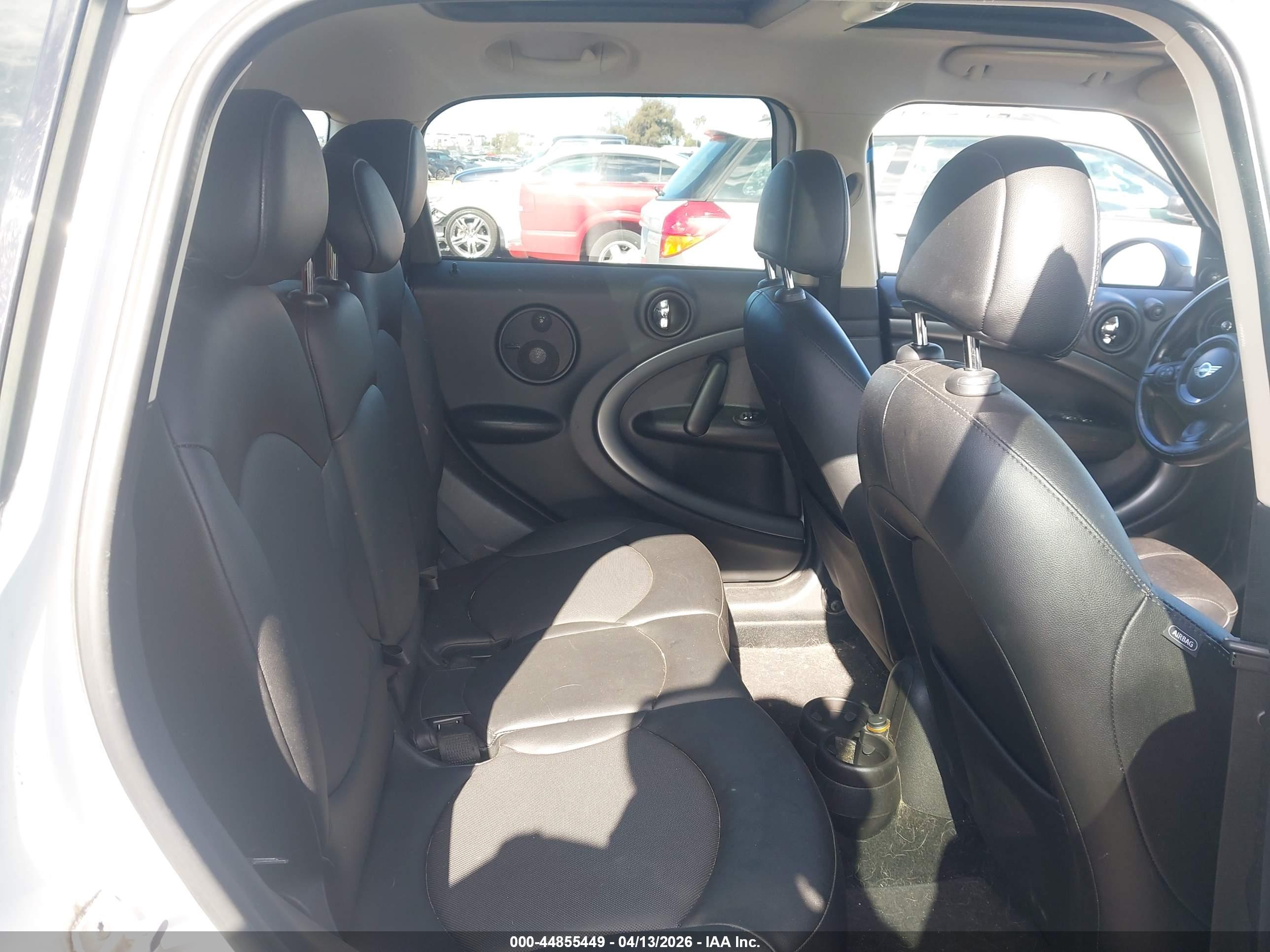 MINI COUNTRYMAN image 8
