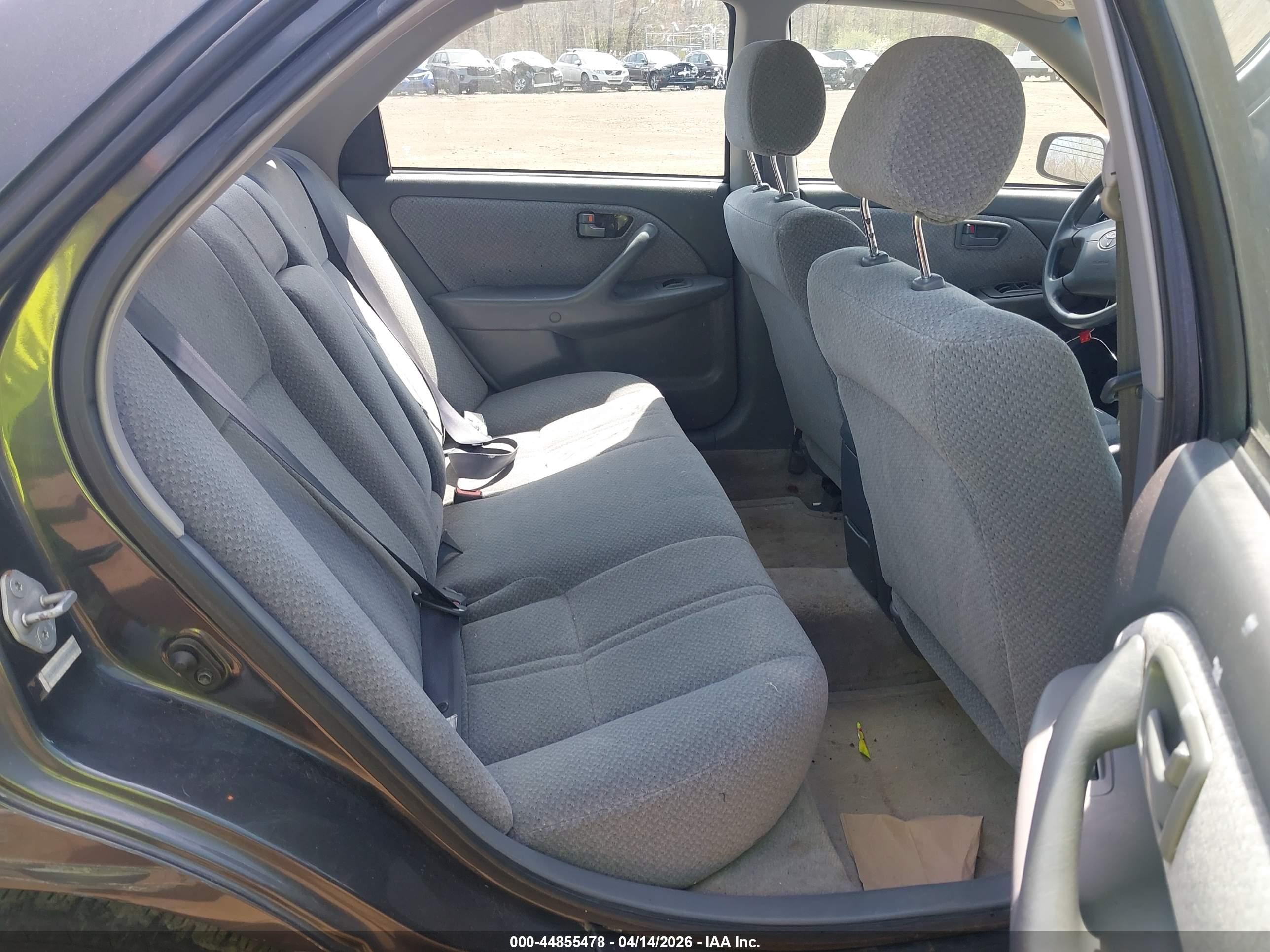TOYOTA CAMRY image 8