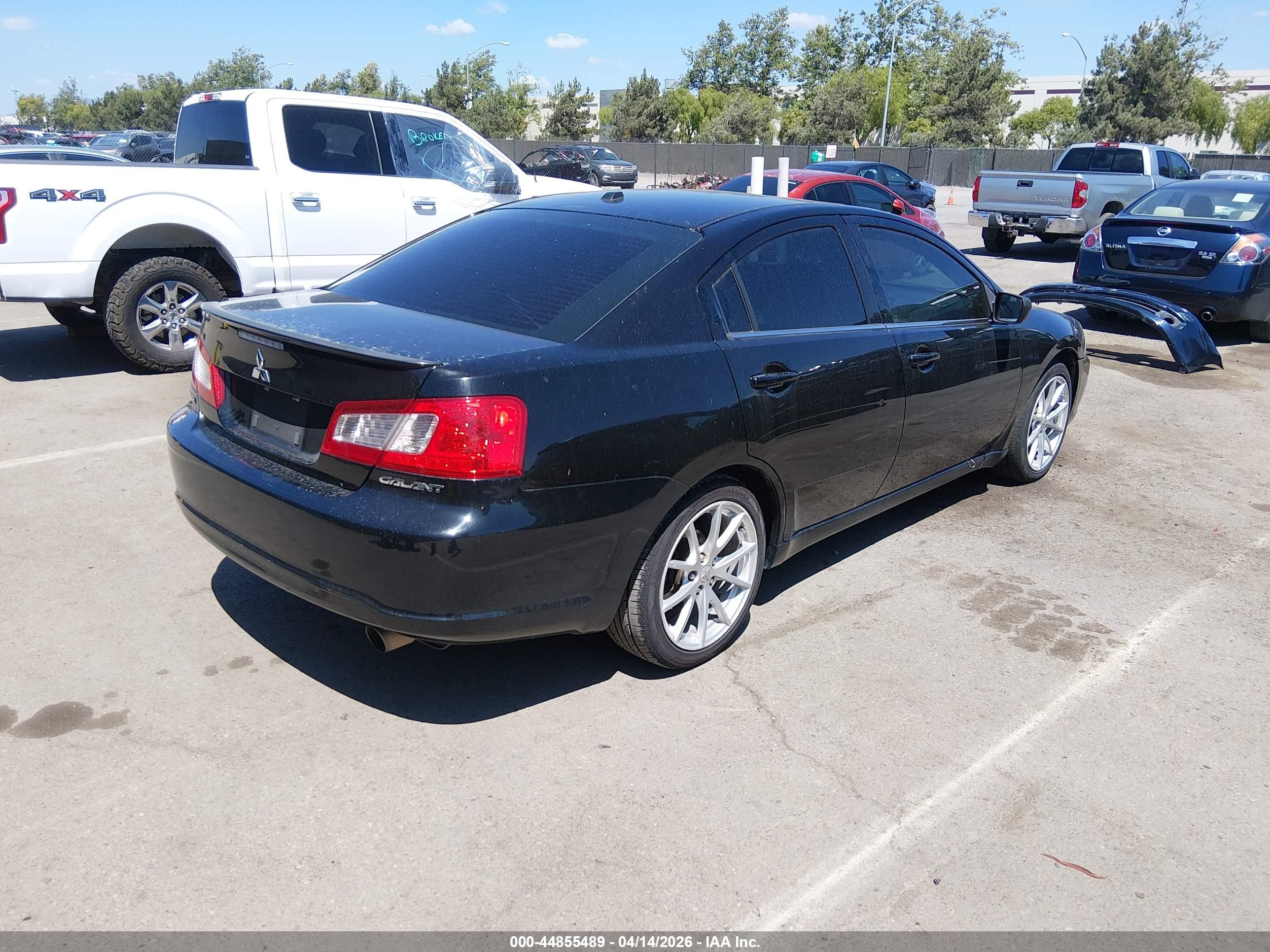 MITSUBISHI GALANT image 4