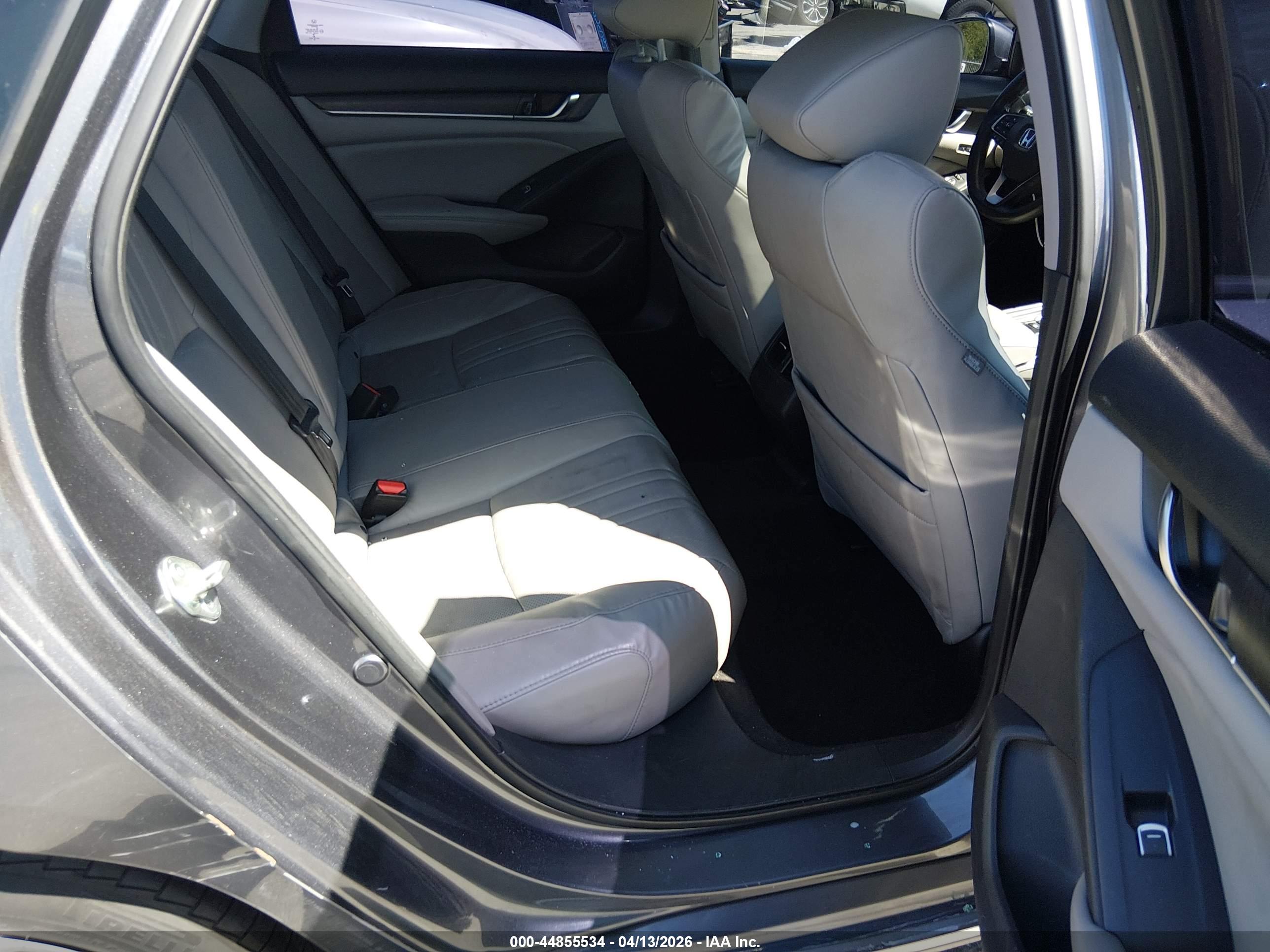 HONDA ACCORD image 8
