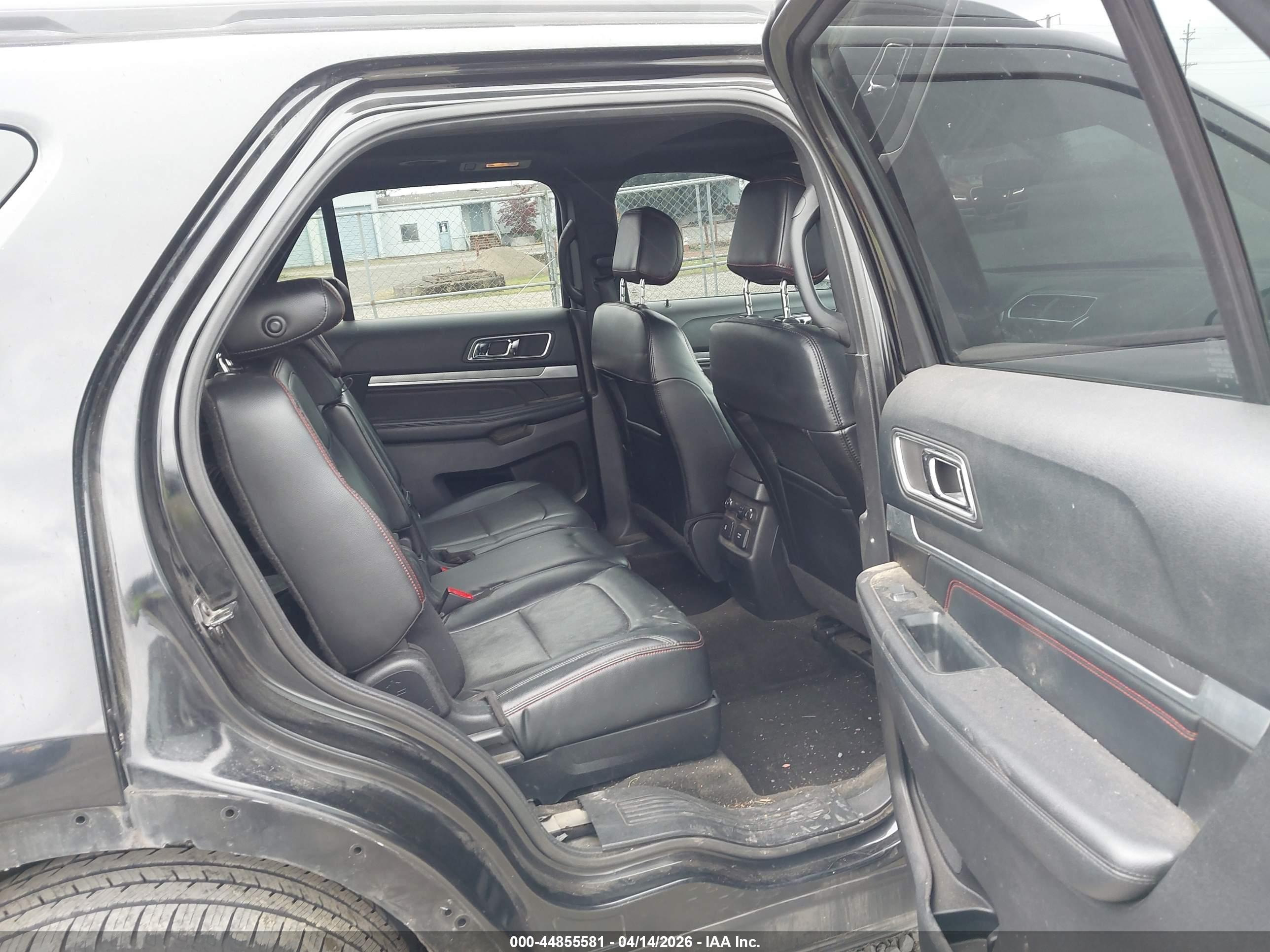 FORD EXPLORER image 8