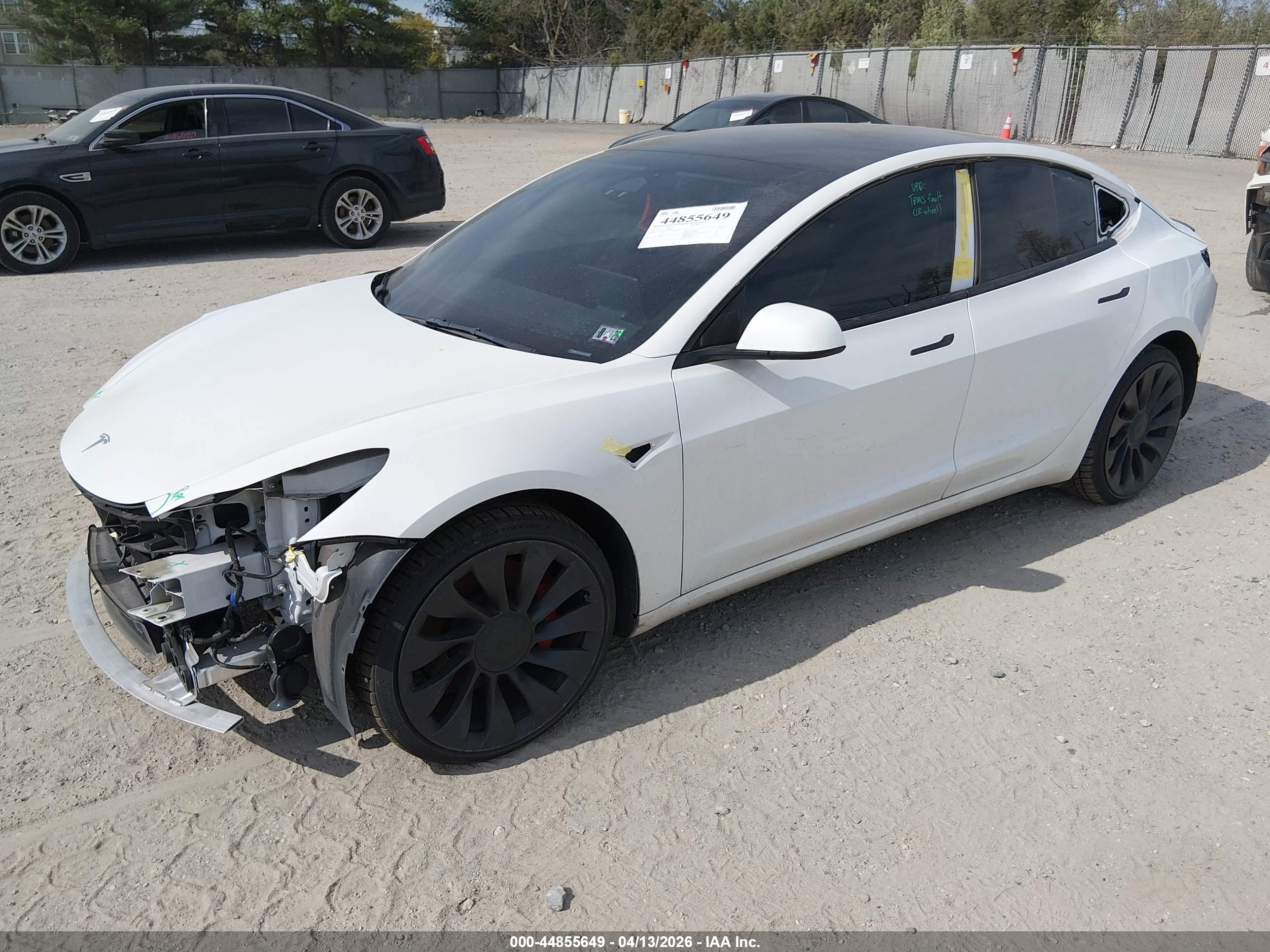 TESLA MODEL image 2