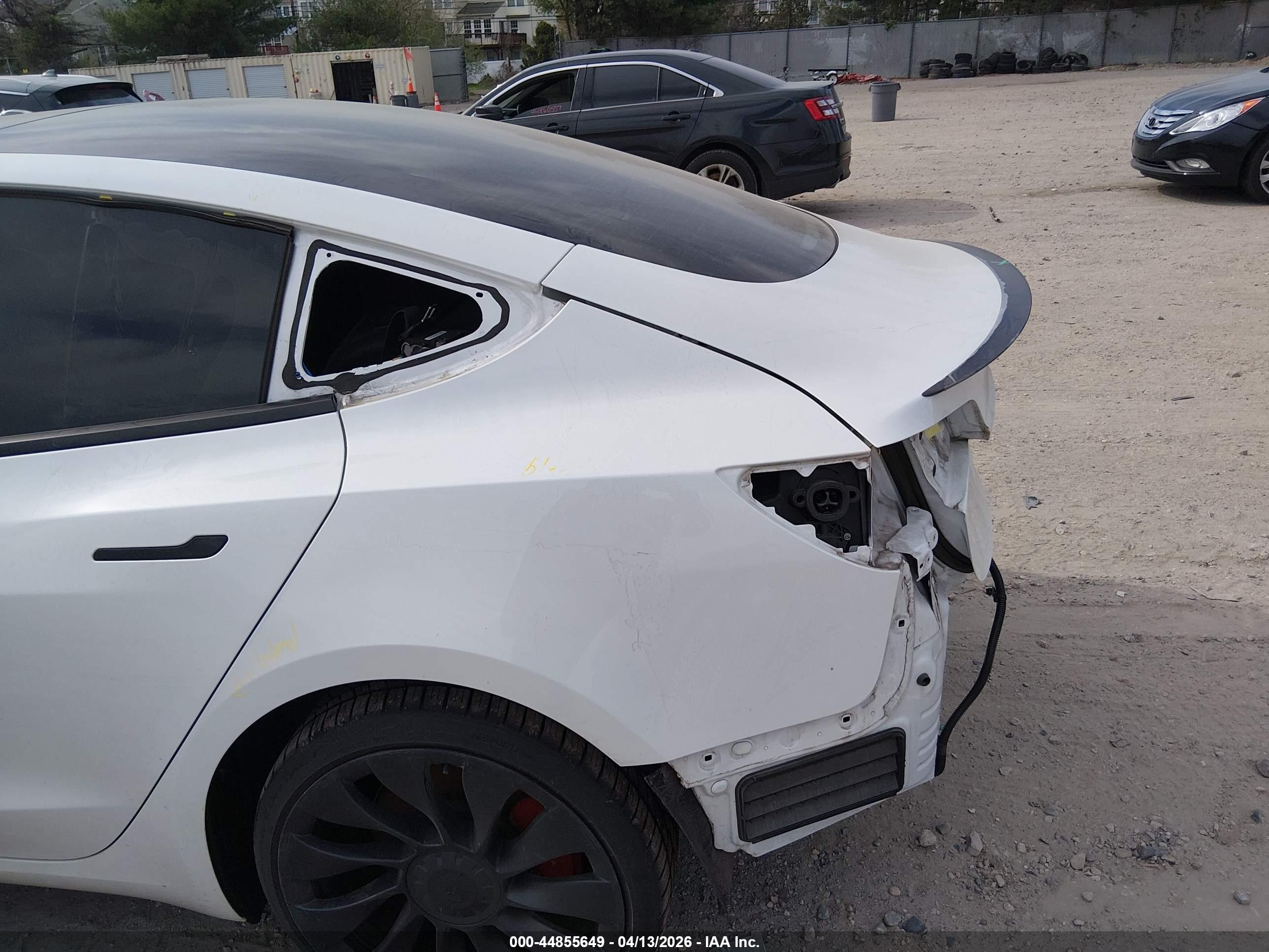 TESLA MODEL image 6